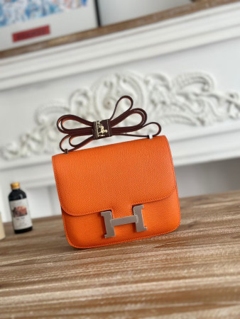 H**me5 constance 19 epsom silver hardware 7.25" x 6.25" x 2.25"