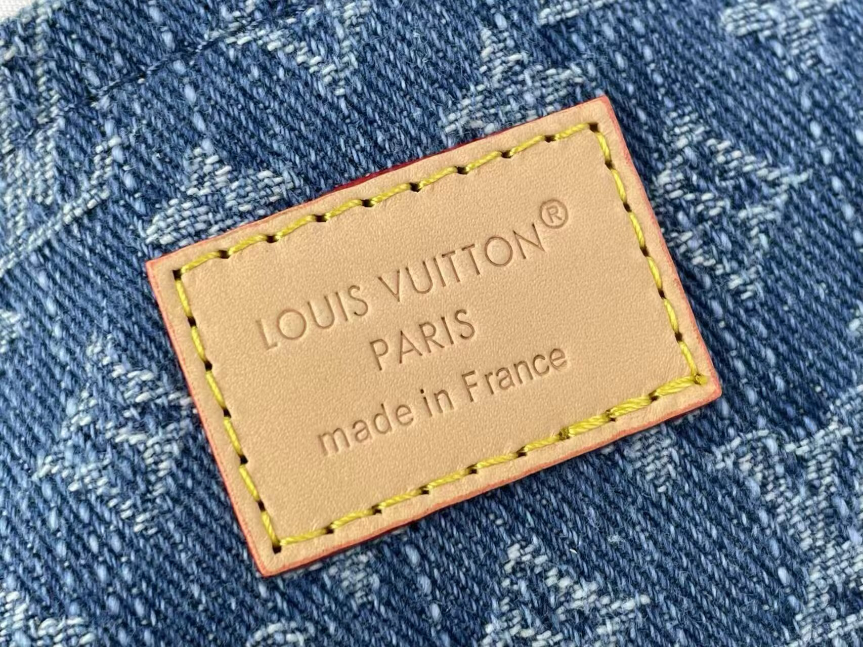 LV Monogram Cruiser Toiletry Hand Bag M27945 22x13.5x12cm