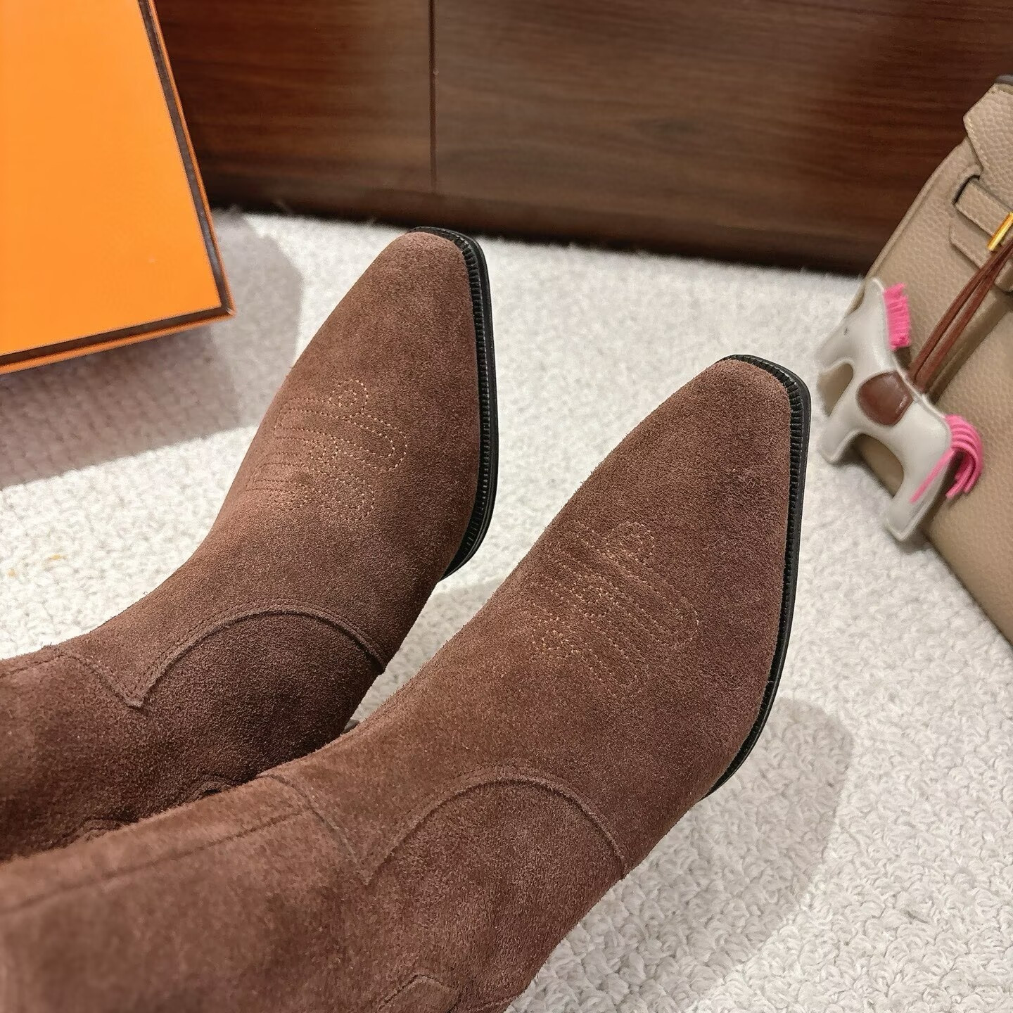 ua H**mes vegas ankle boot