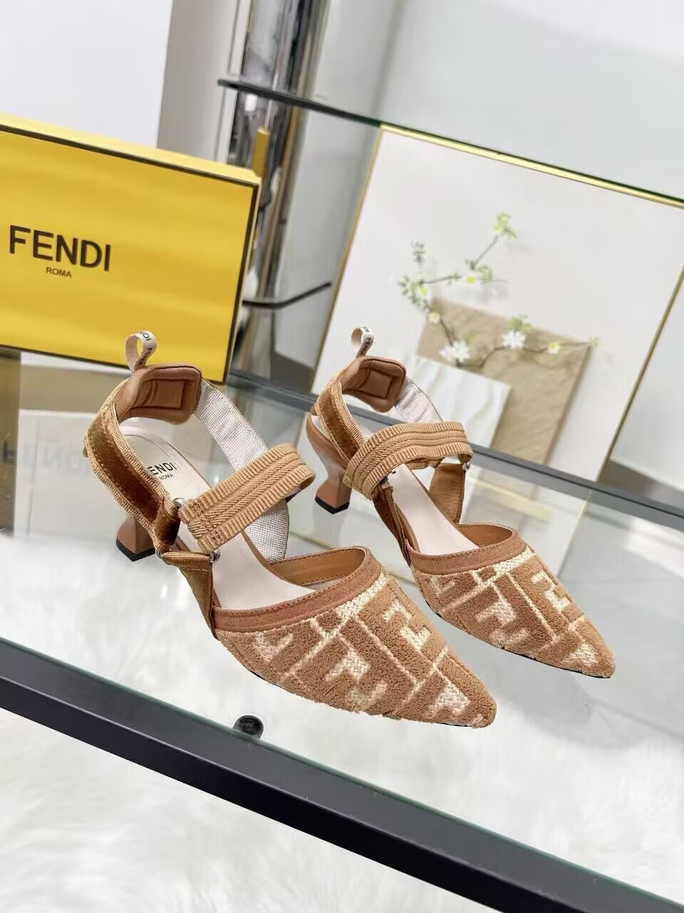 ua F**di slingback pumps