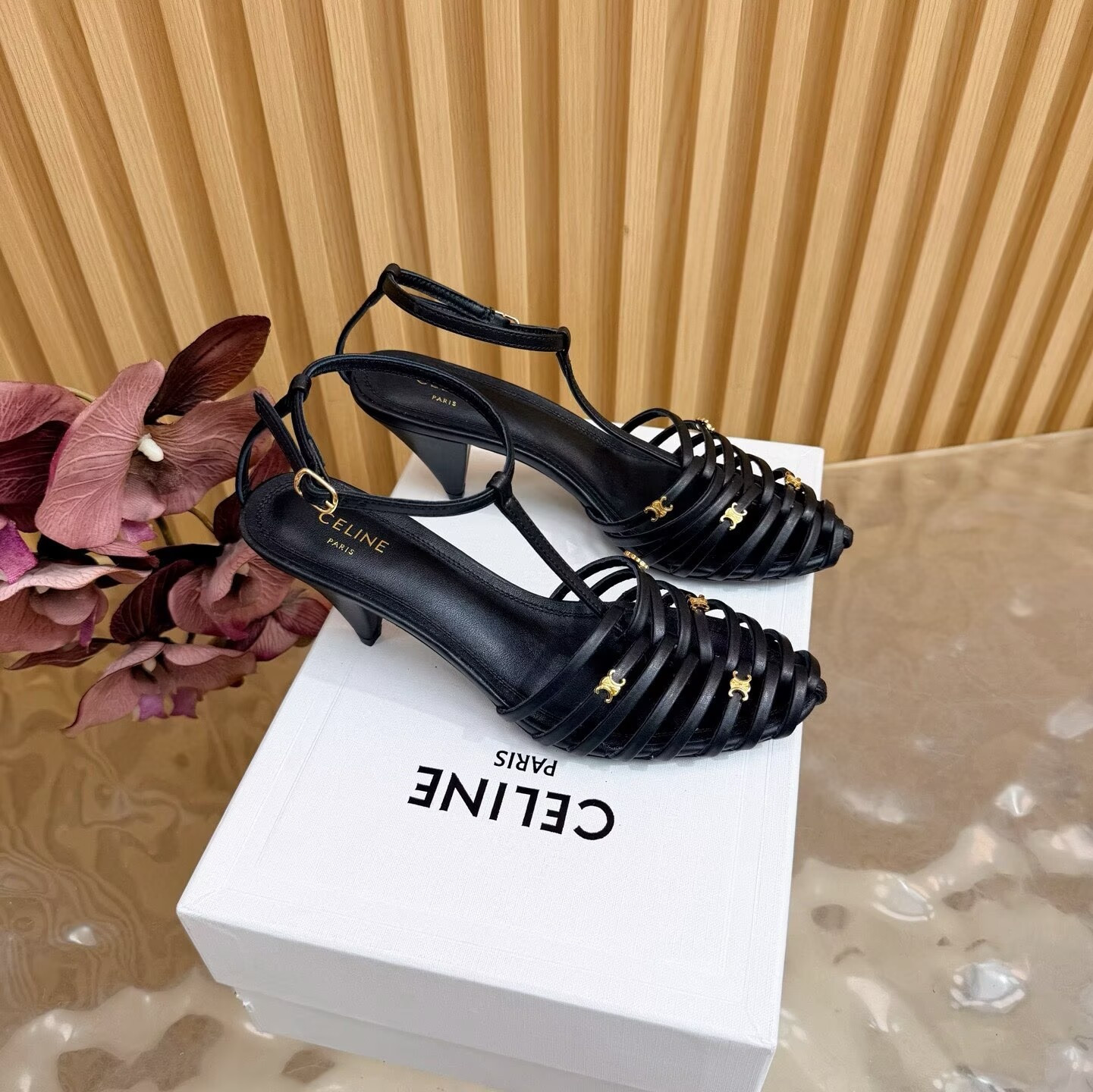 ua Ce**e cage heeled sandal 6cm heel
