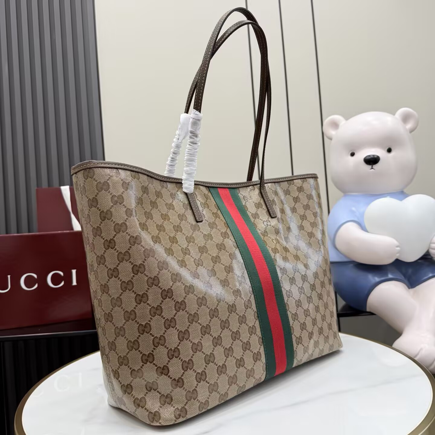 G*u*i tribeca large tote bag 38x29.5x13cm