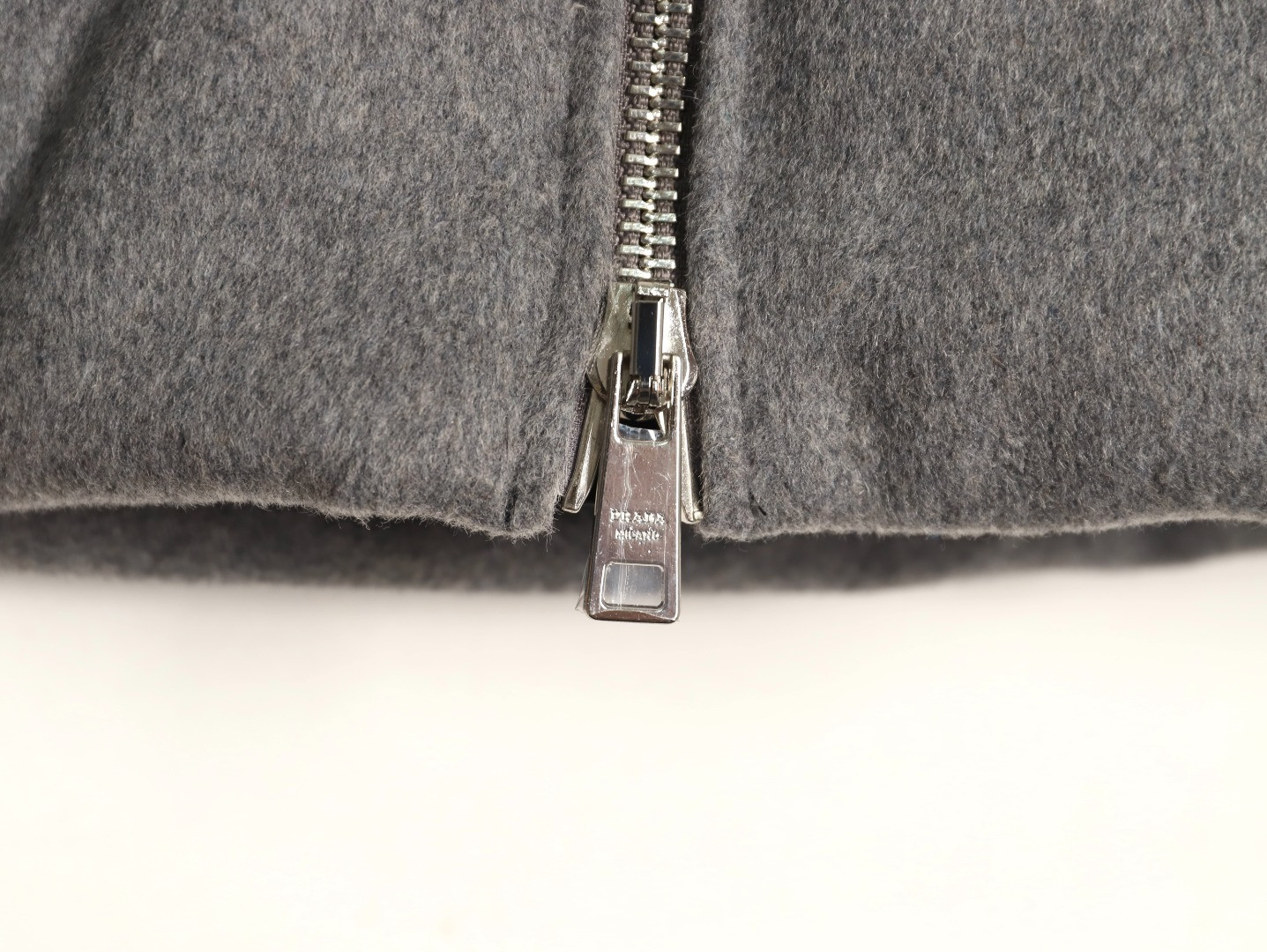 Pra*a women