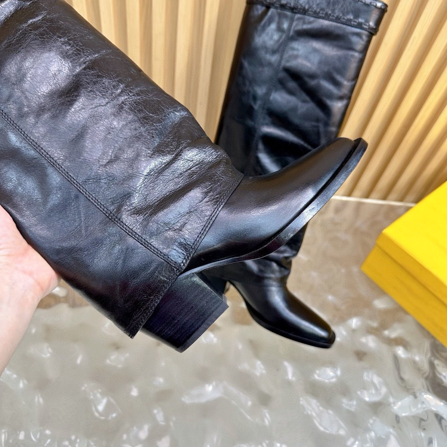 ua F**di boots
