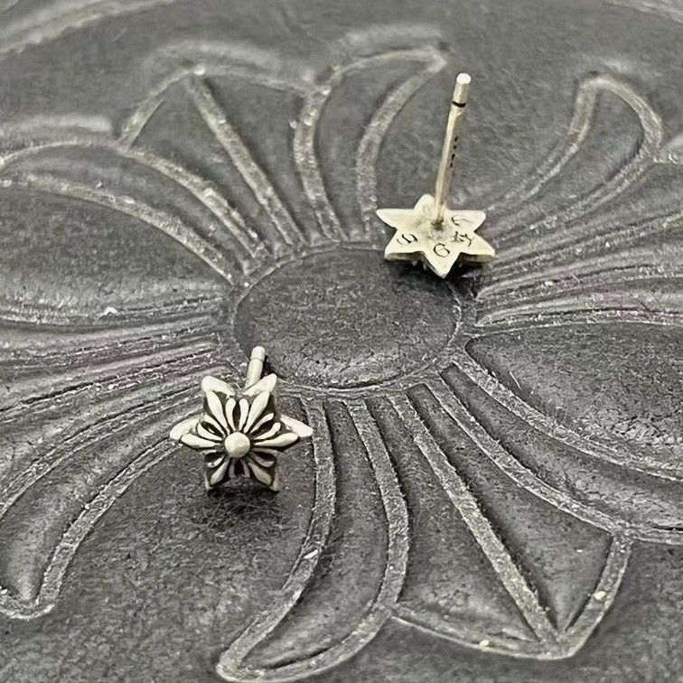 ch**me he**ts star of Dau1d earrings