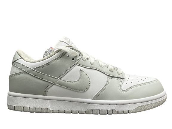 Nike SB Dunk Low Photon Dust