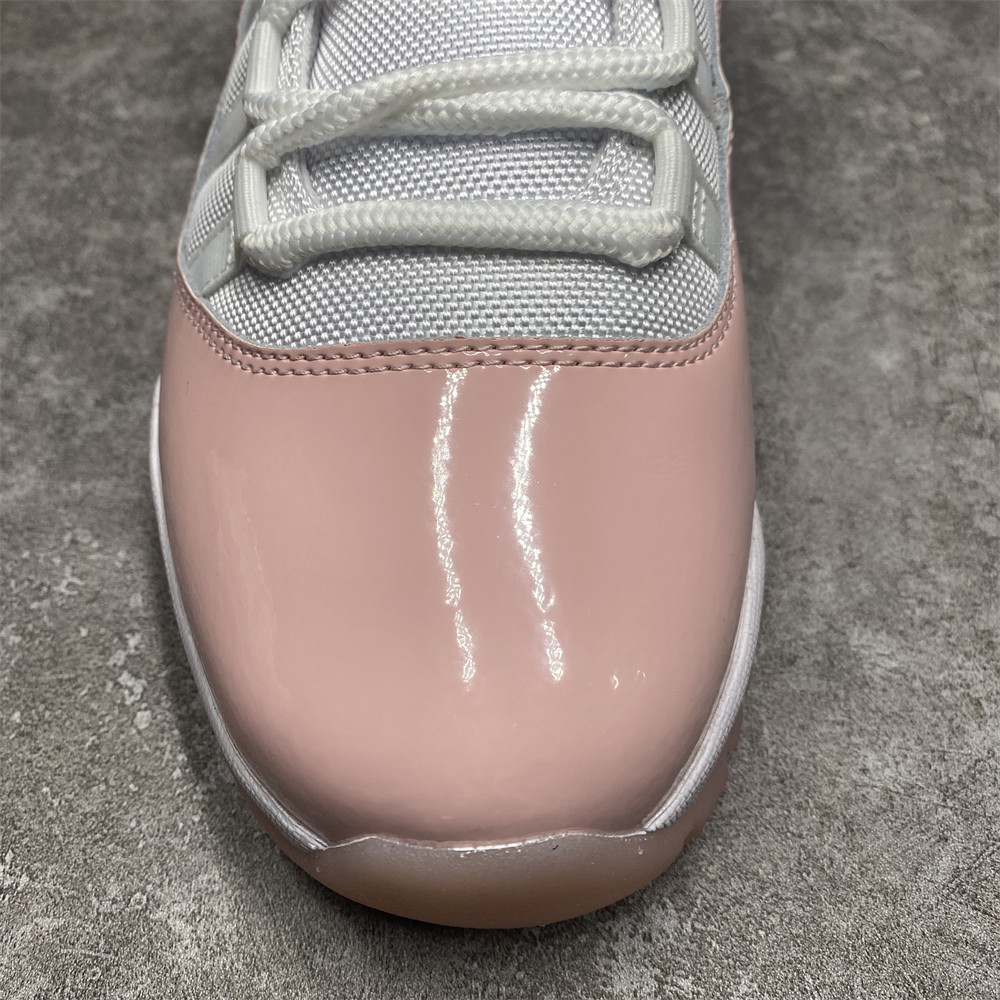 WMNS AIR JORDAN 11 RETRO LOW
