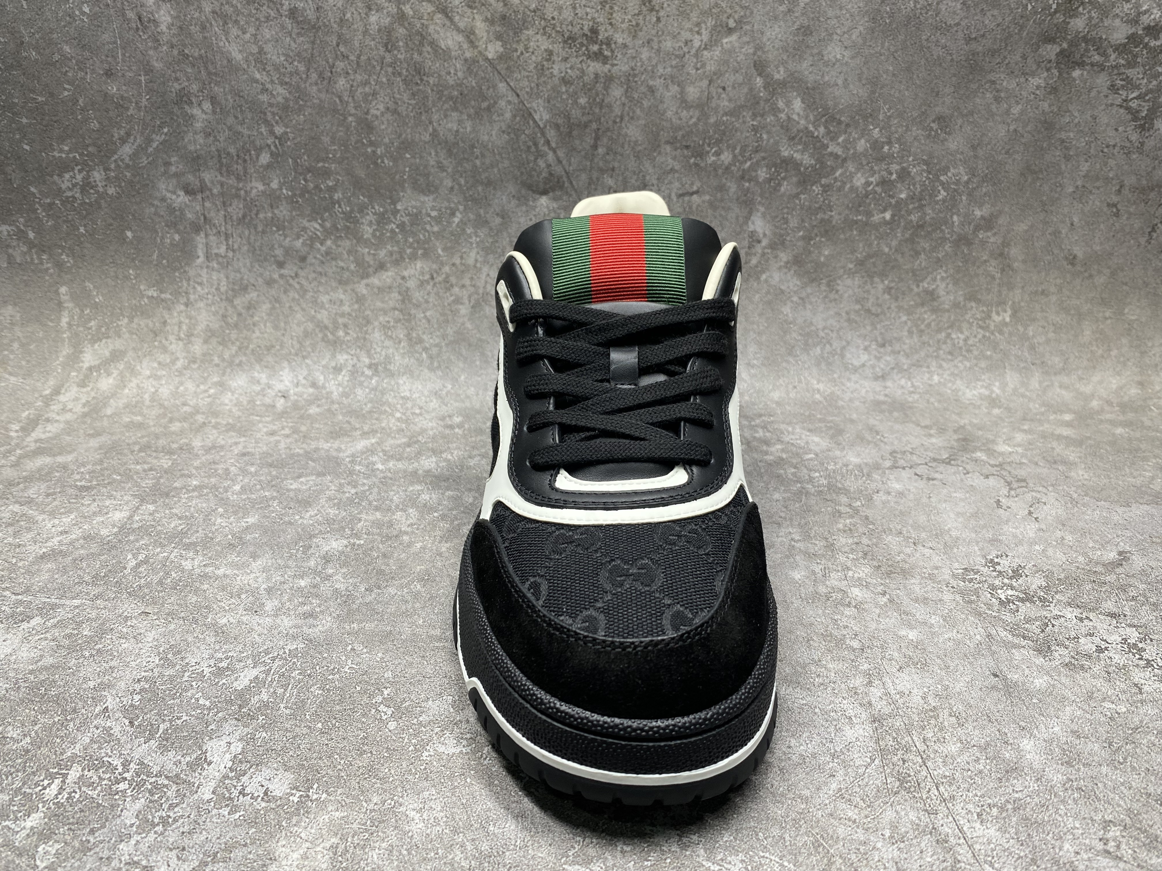 ua G*u*i re-web sneaker