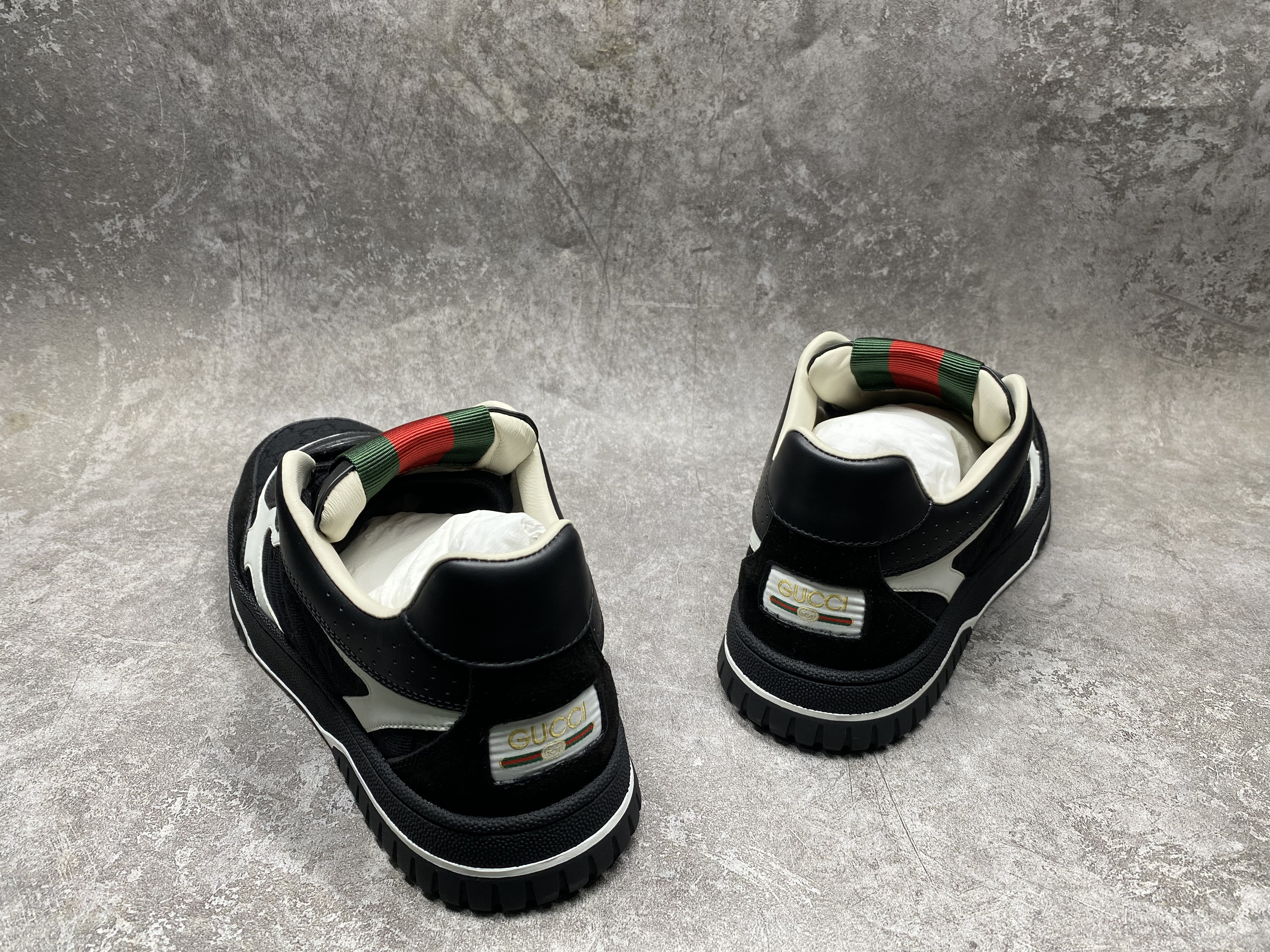 ua G*u*i re-web sneaker