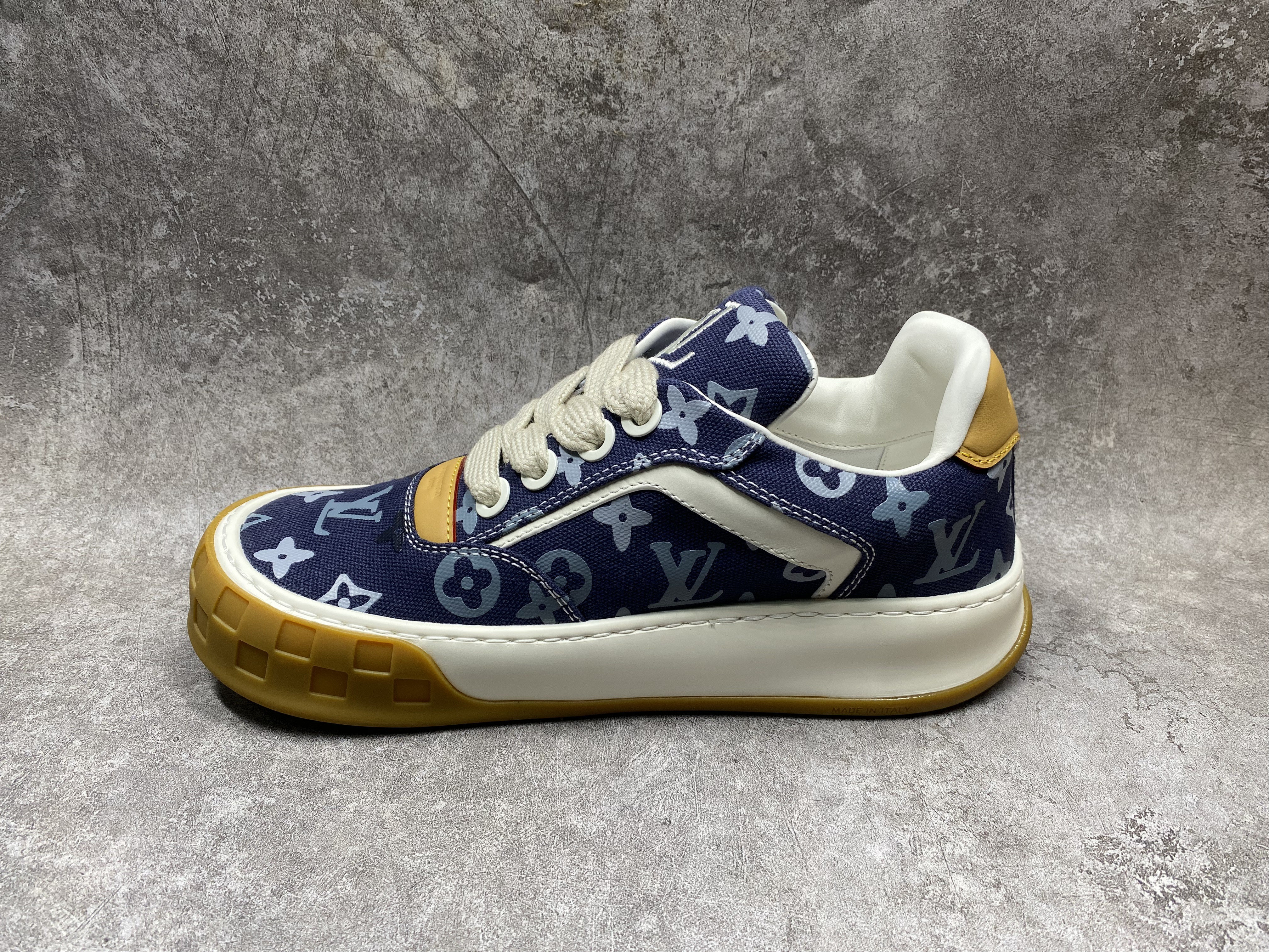 UA LV Tilted Sneaker