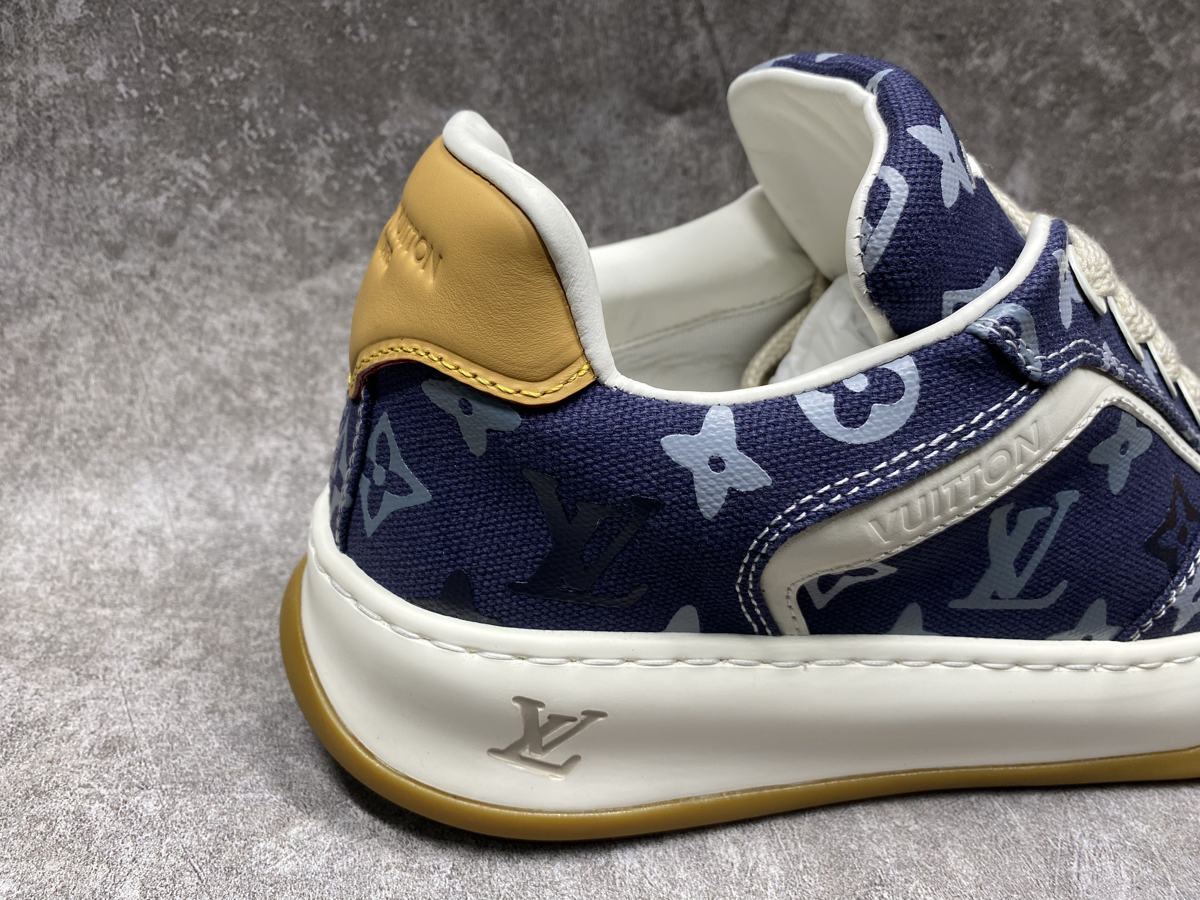 UA LV Tilted Sneaker