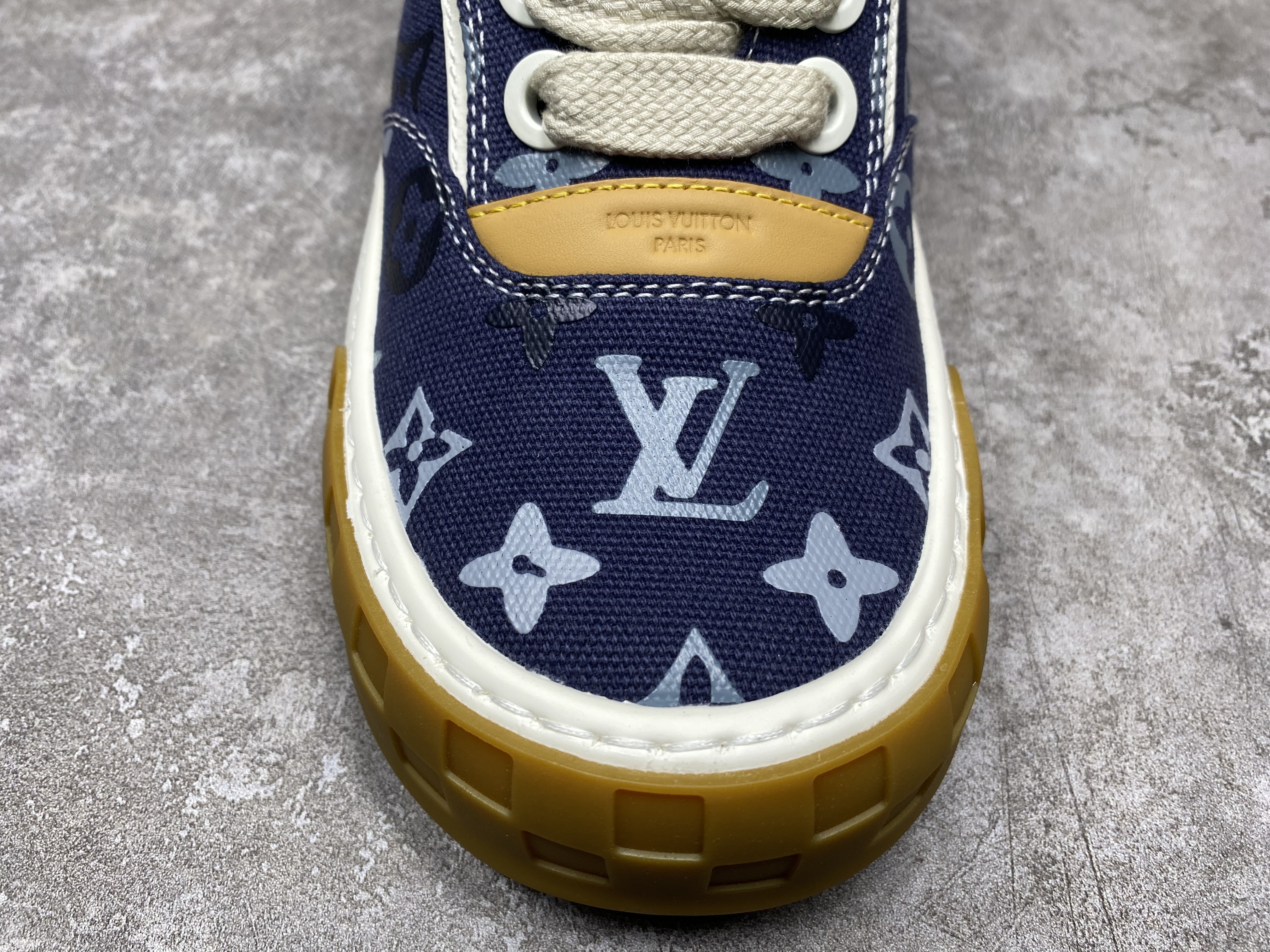 UA LV Tilted Sneaker