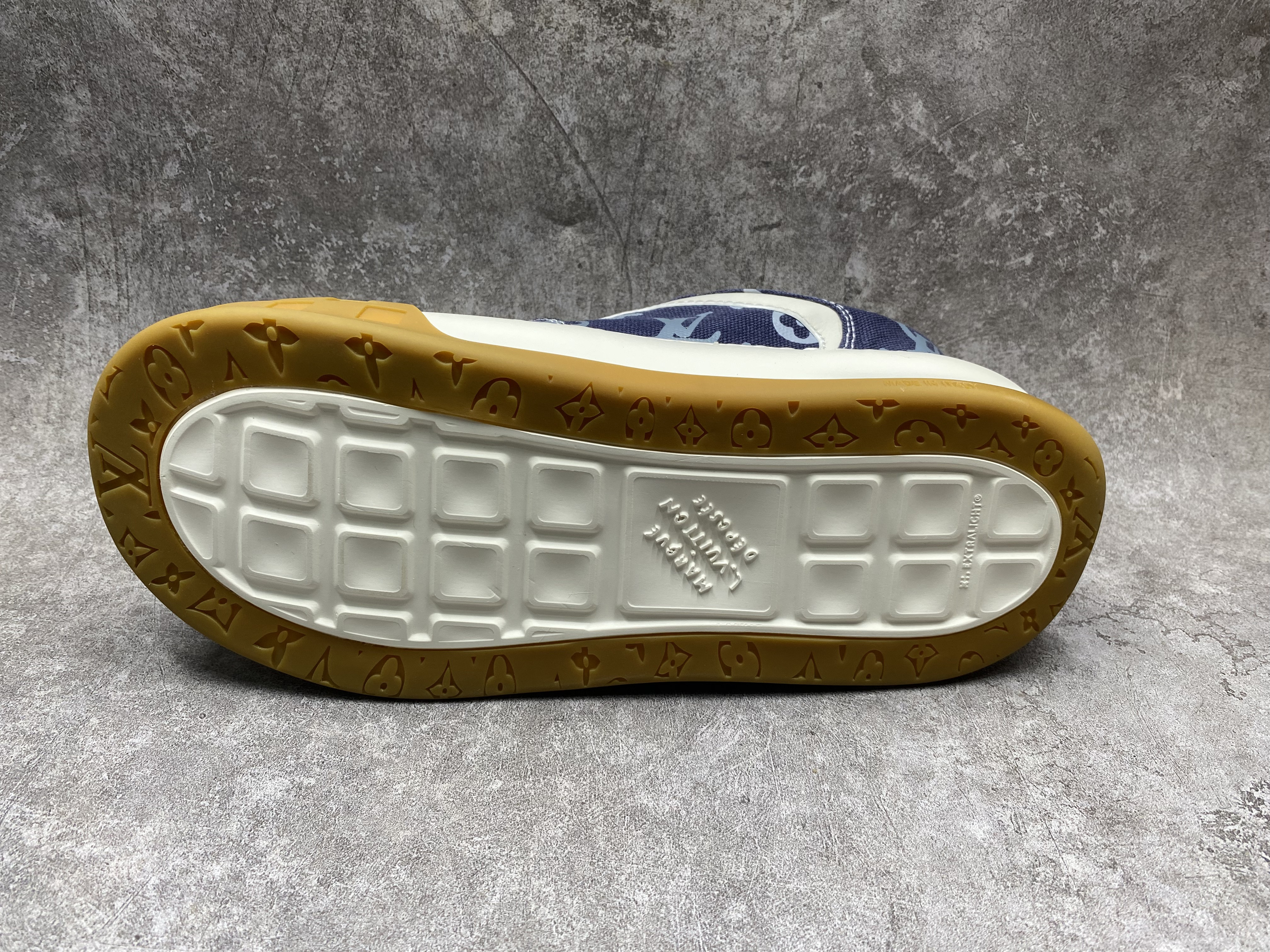UA LV Tilted Sneaker