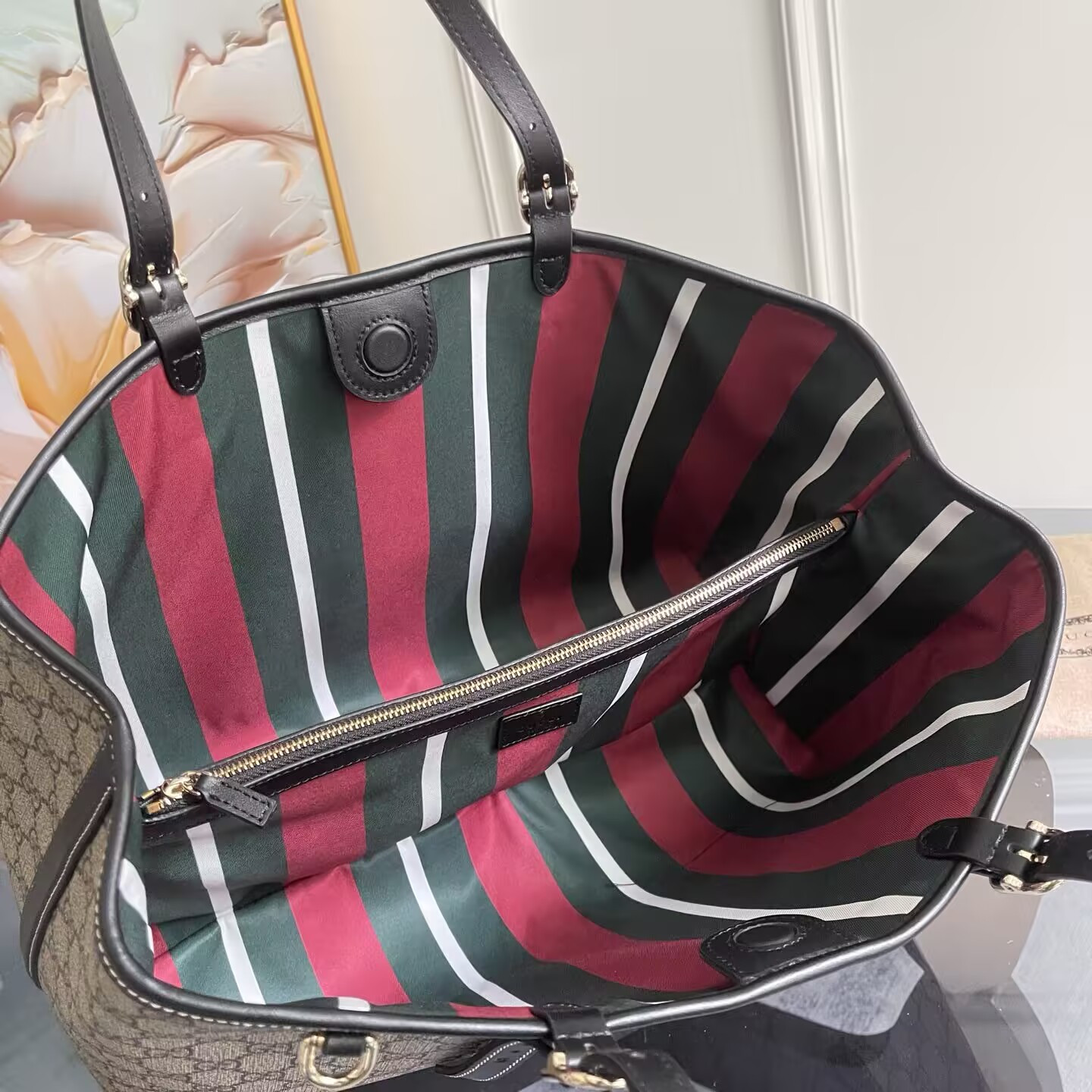 G*u*i gg emblem large tote bag 38x25x15cm