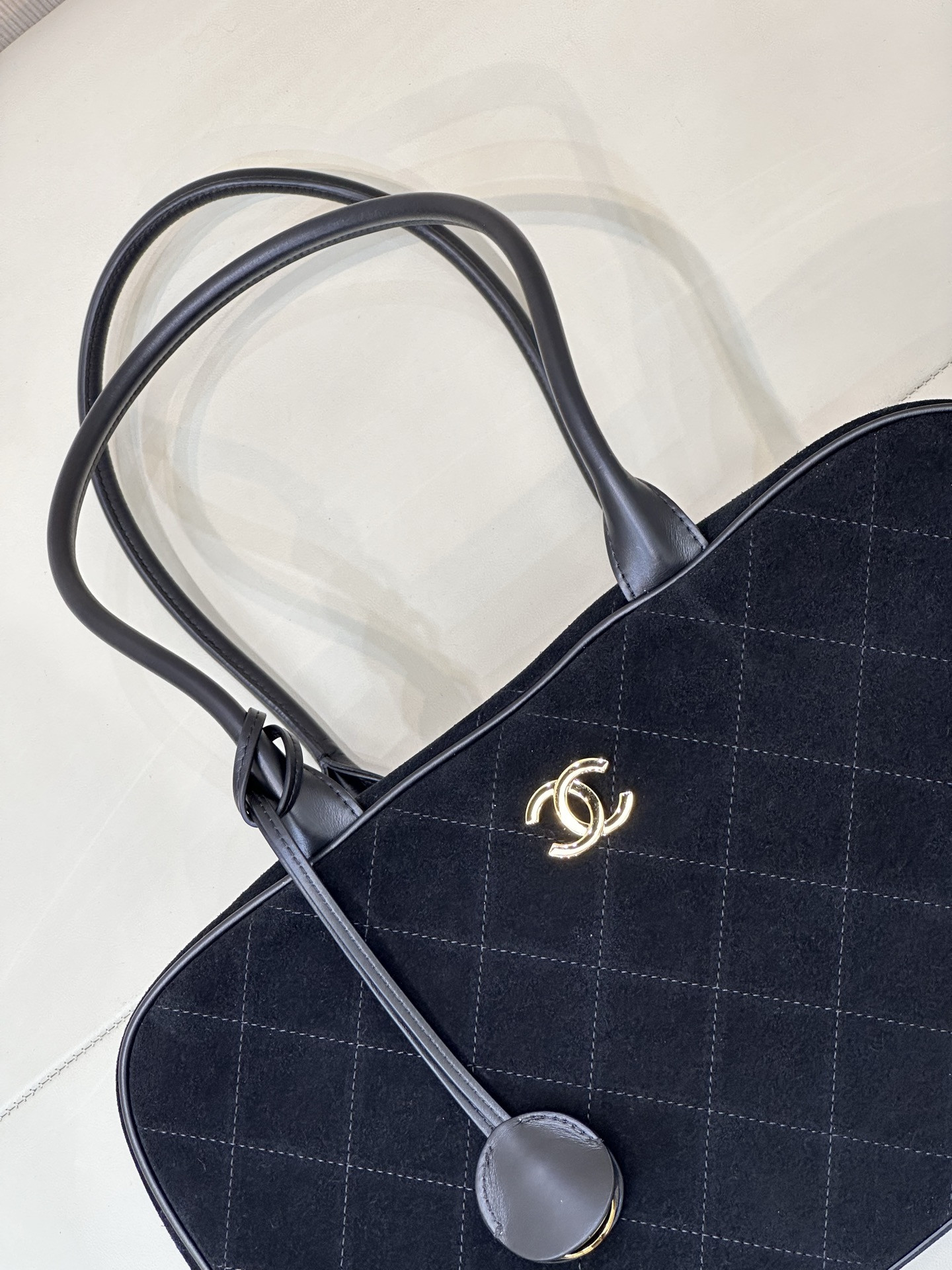 Ch*el bowling bag 19x35x12.5cm