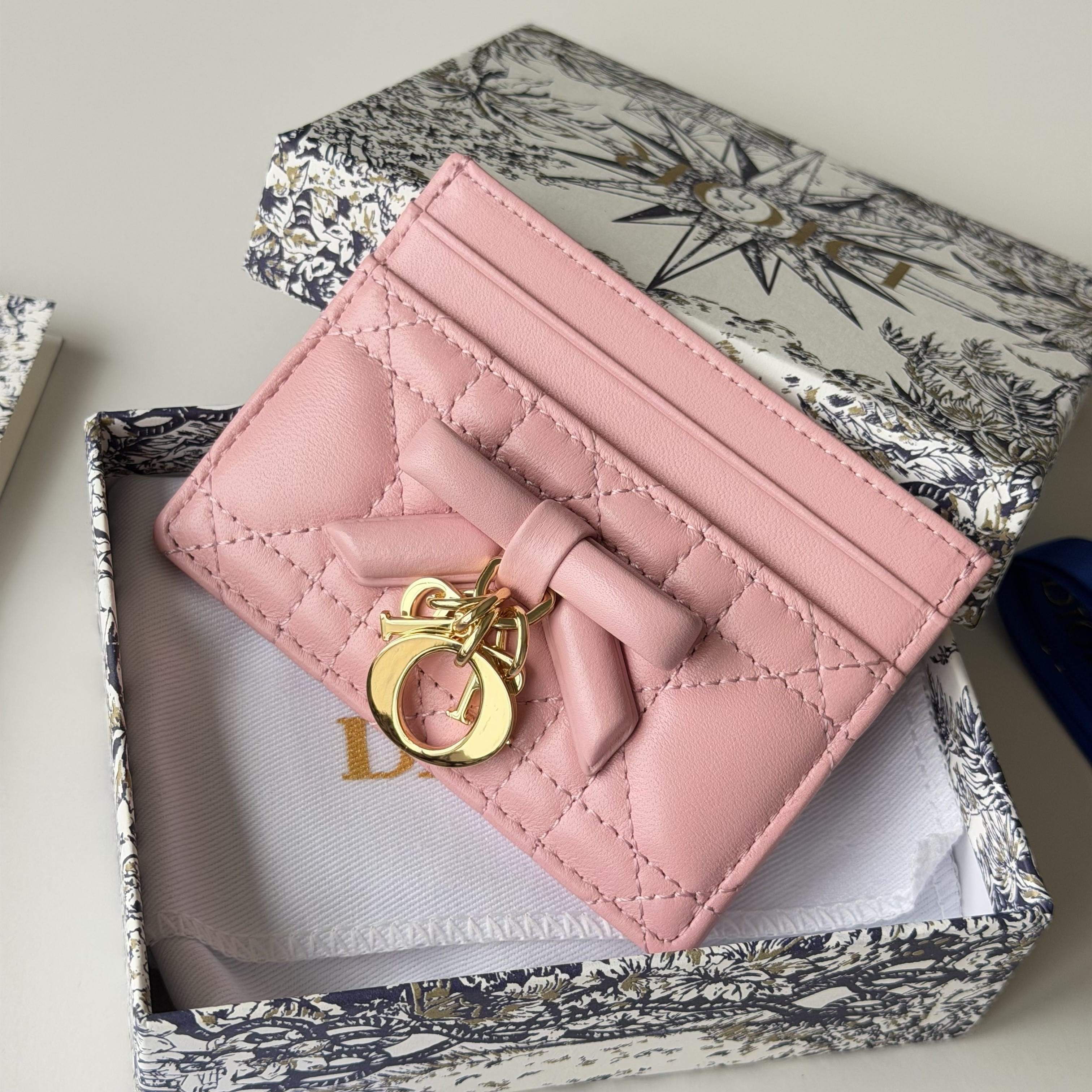 D*or lady freesia card holder 10.5 x 8 x 0.5 cm