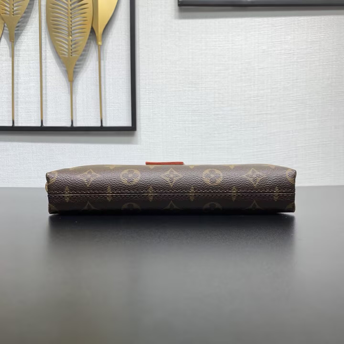 LV Tag Me Pouch M26787 24.5x17x4.5cm