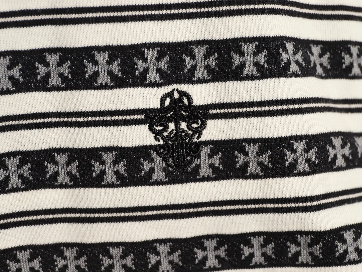 Ch**me He**ts 25fw polo shirt