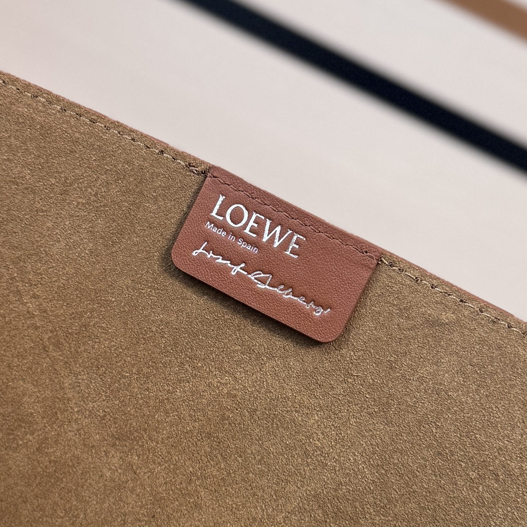 L0ew* x albers medium puzzle fold tote 25.5x14.5x31.5cm