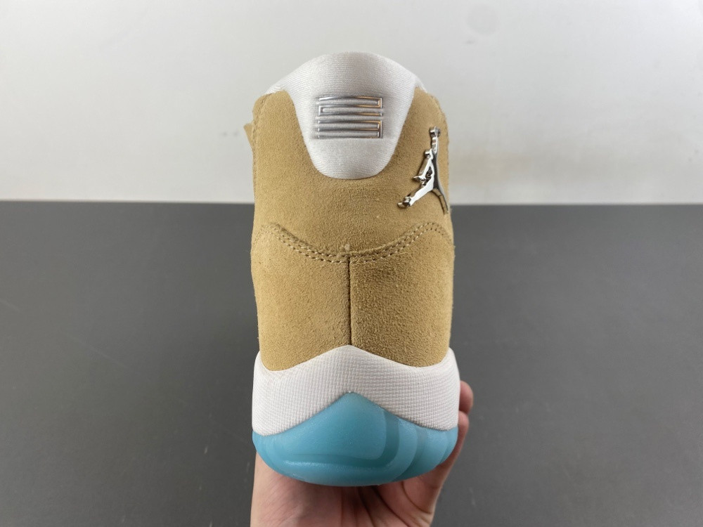 UA AIR Jordan 11 Retro