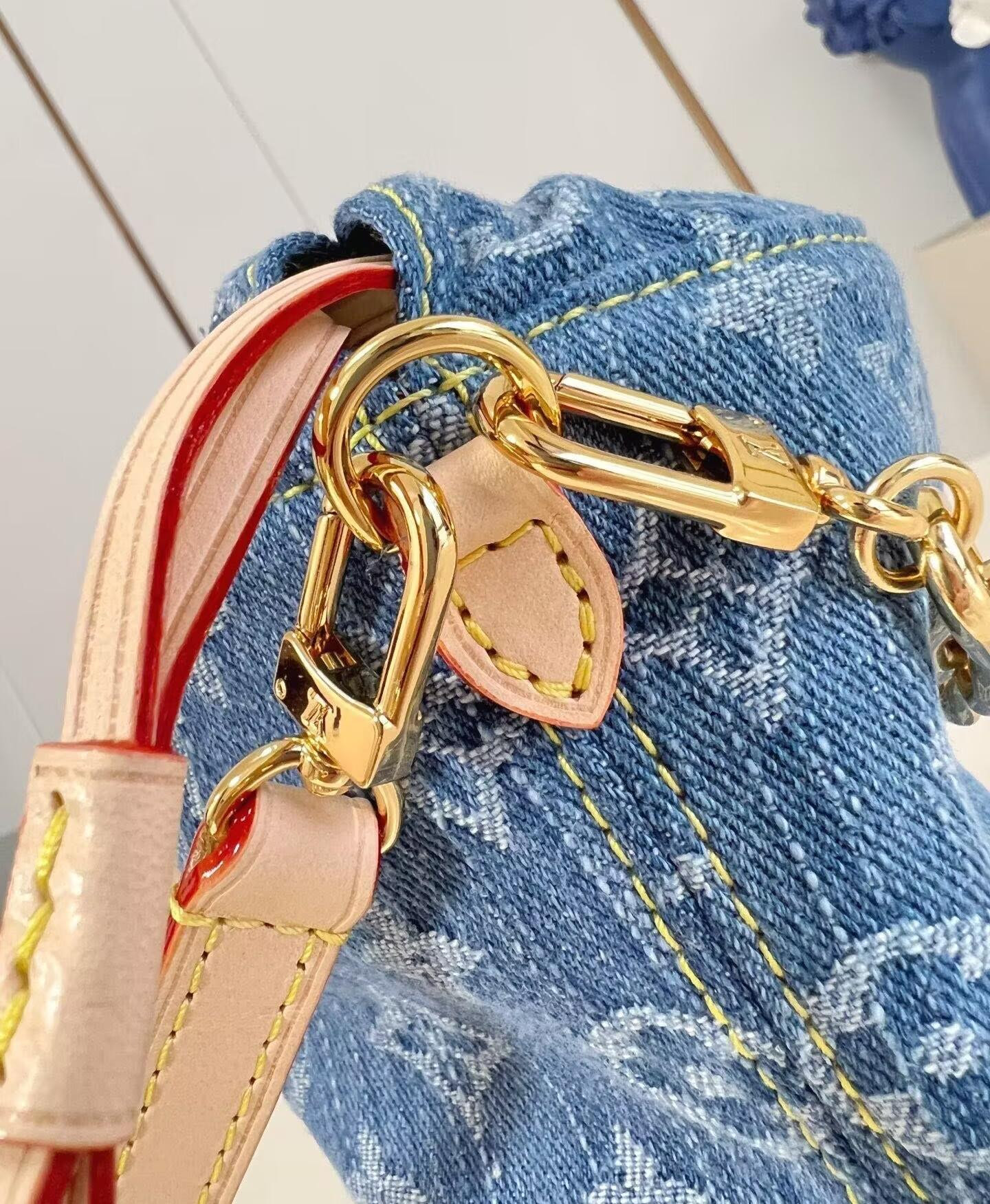 LV Nano Noé M83043 20.5x17.5x9cm