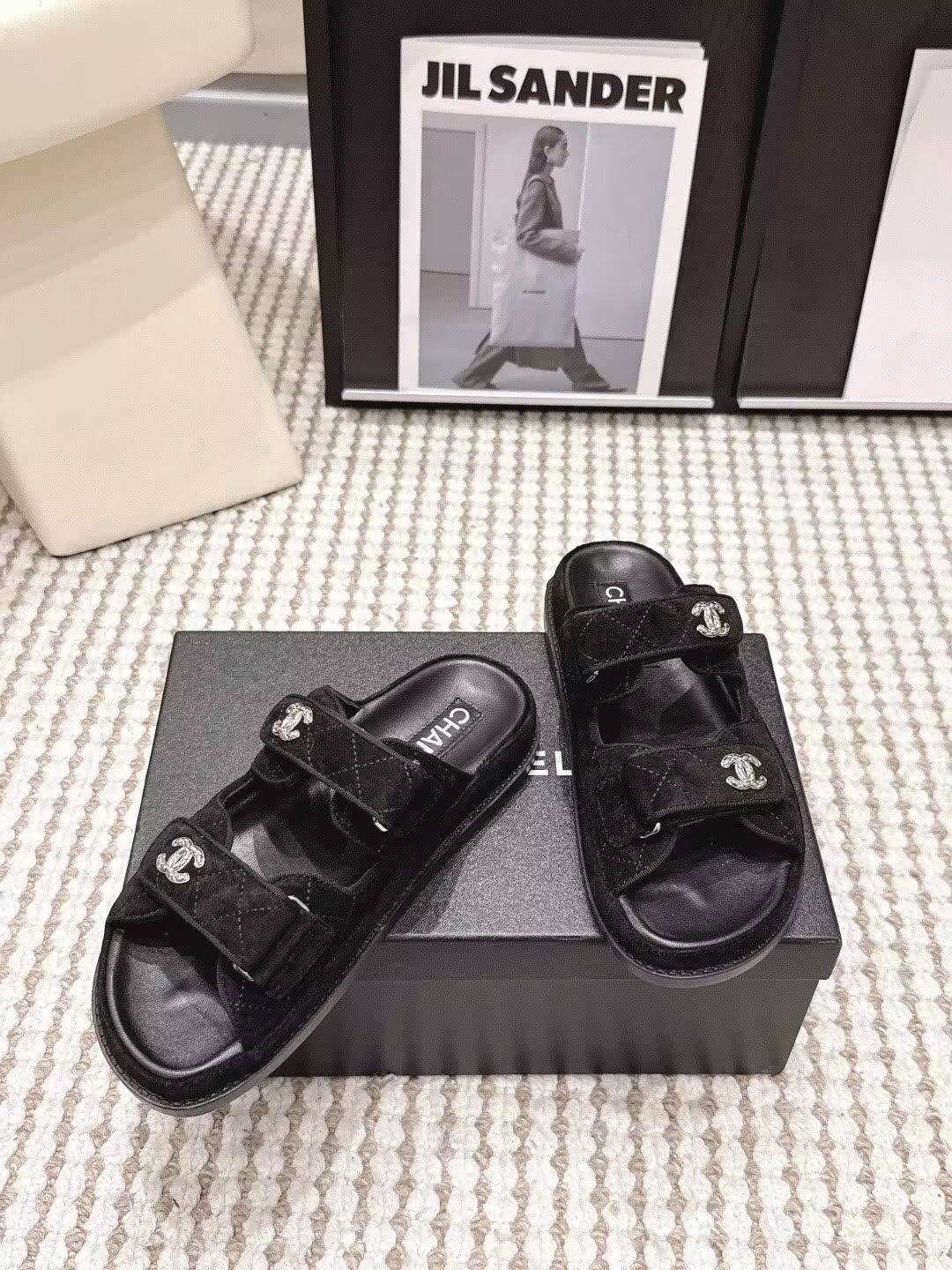 ua Ch*el slides