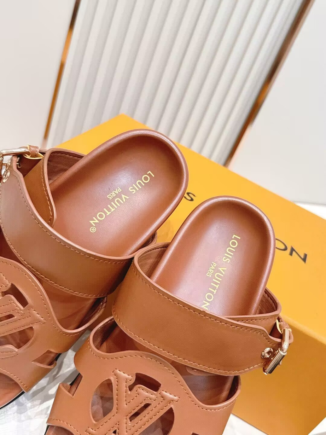 UA LV Isola Comfort Mule
