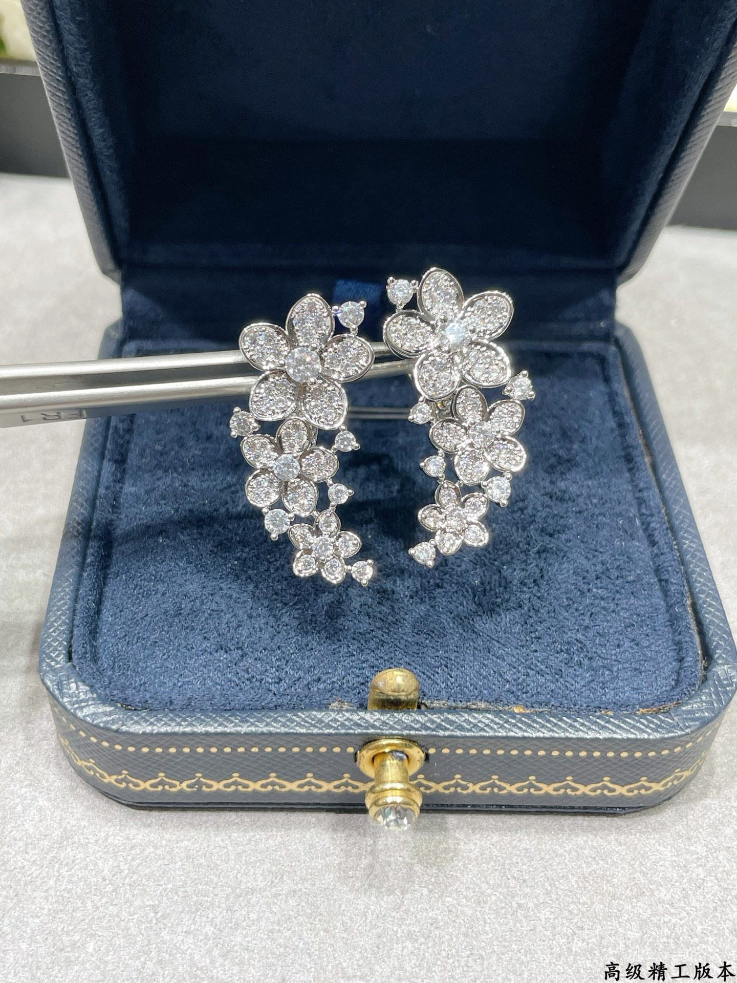 Gr*ff earrings