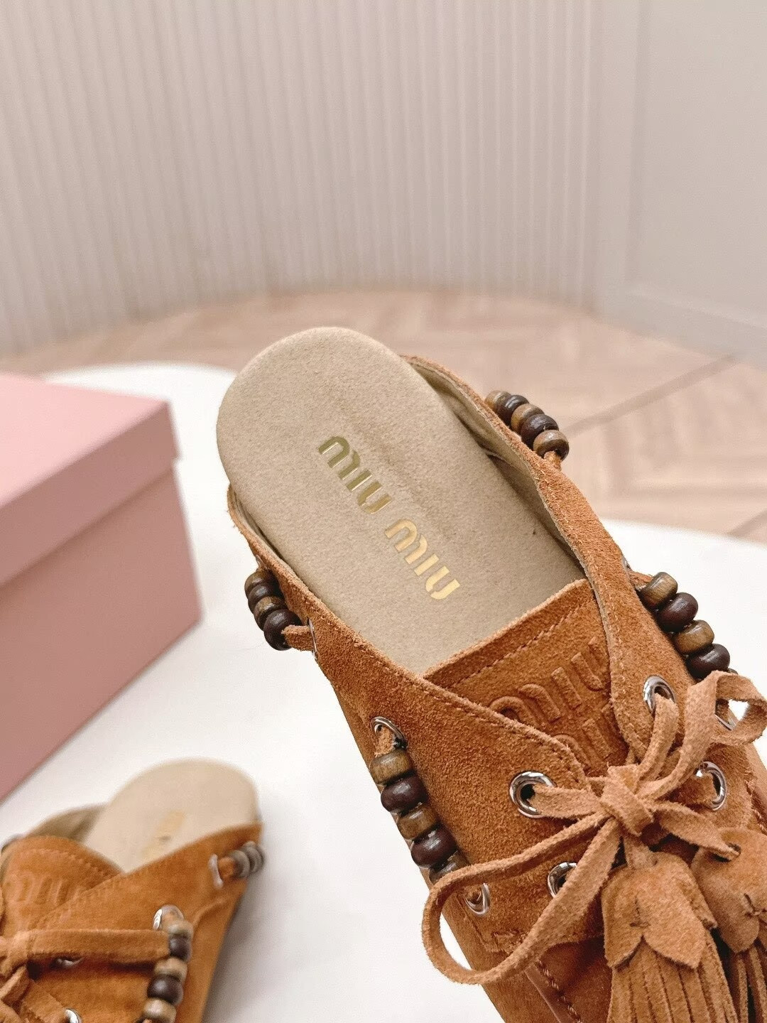 ua M1v M1v tassel mules