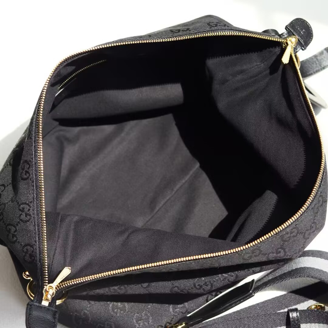 G*u*i brera medium crossbody bag 33x27x15cm