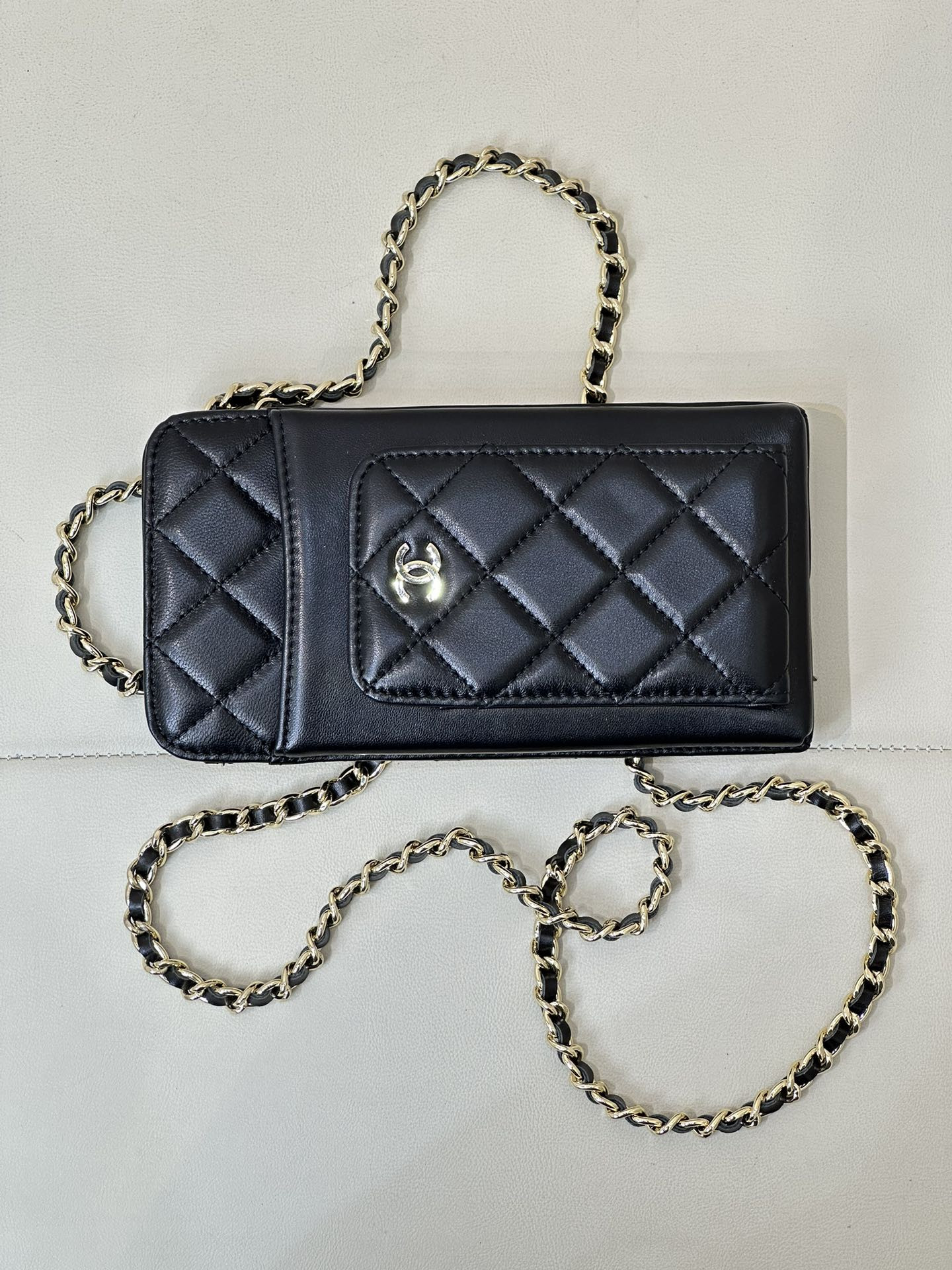 Ch*el phone bag 18x9x3cm
