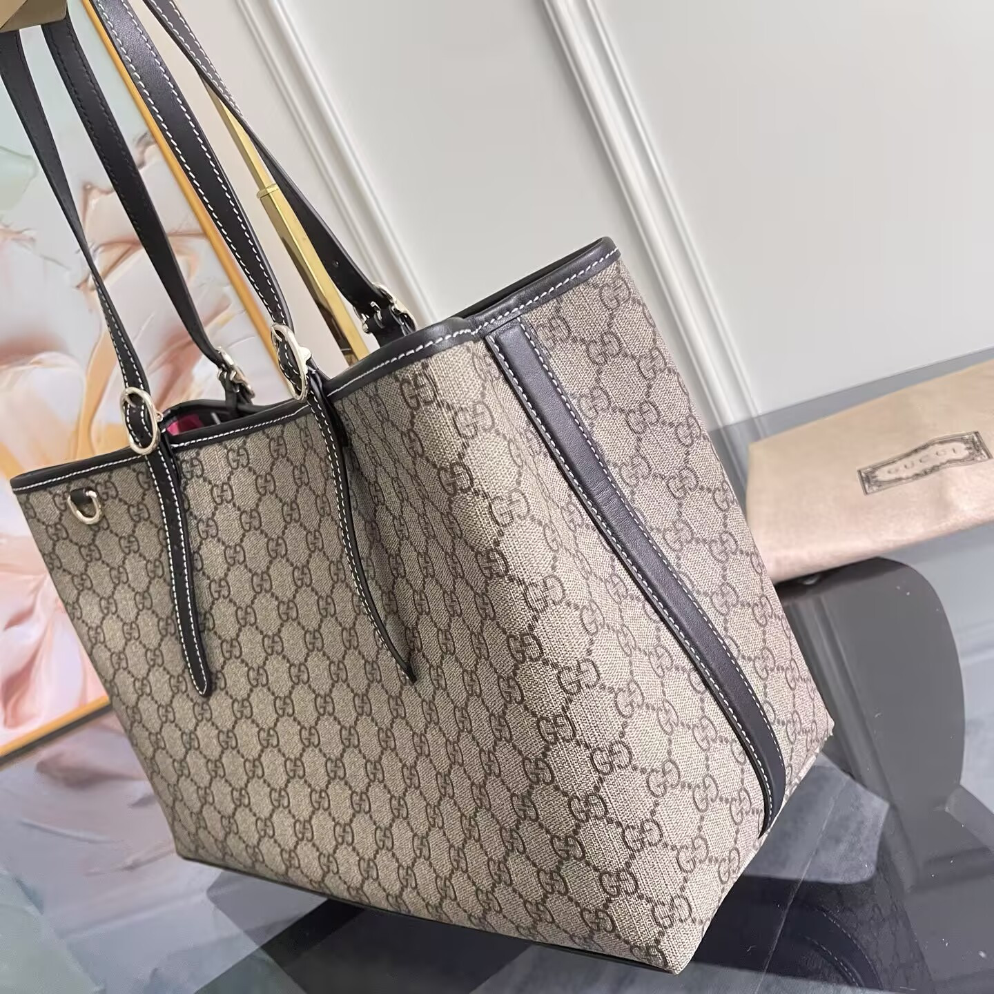 G*u*i gg emblem large tote bag 38x25x15cm