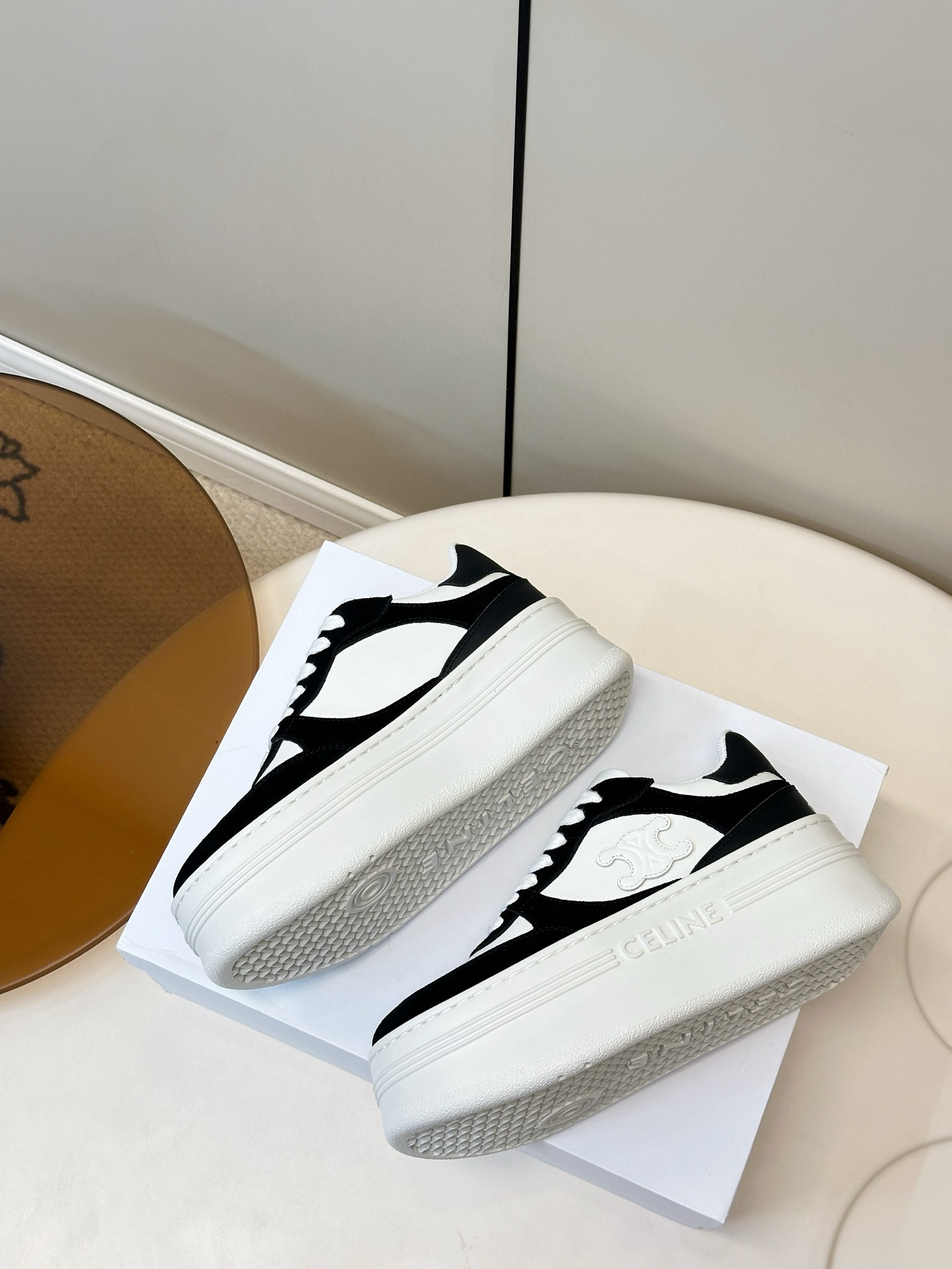 ua Ce**e block sneakers