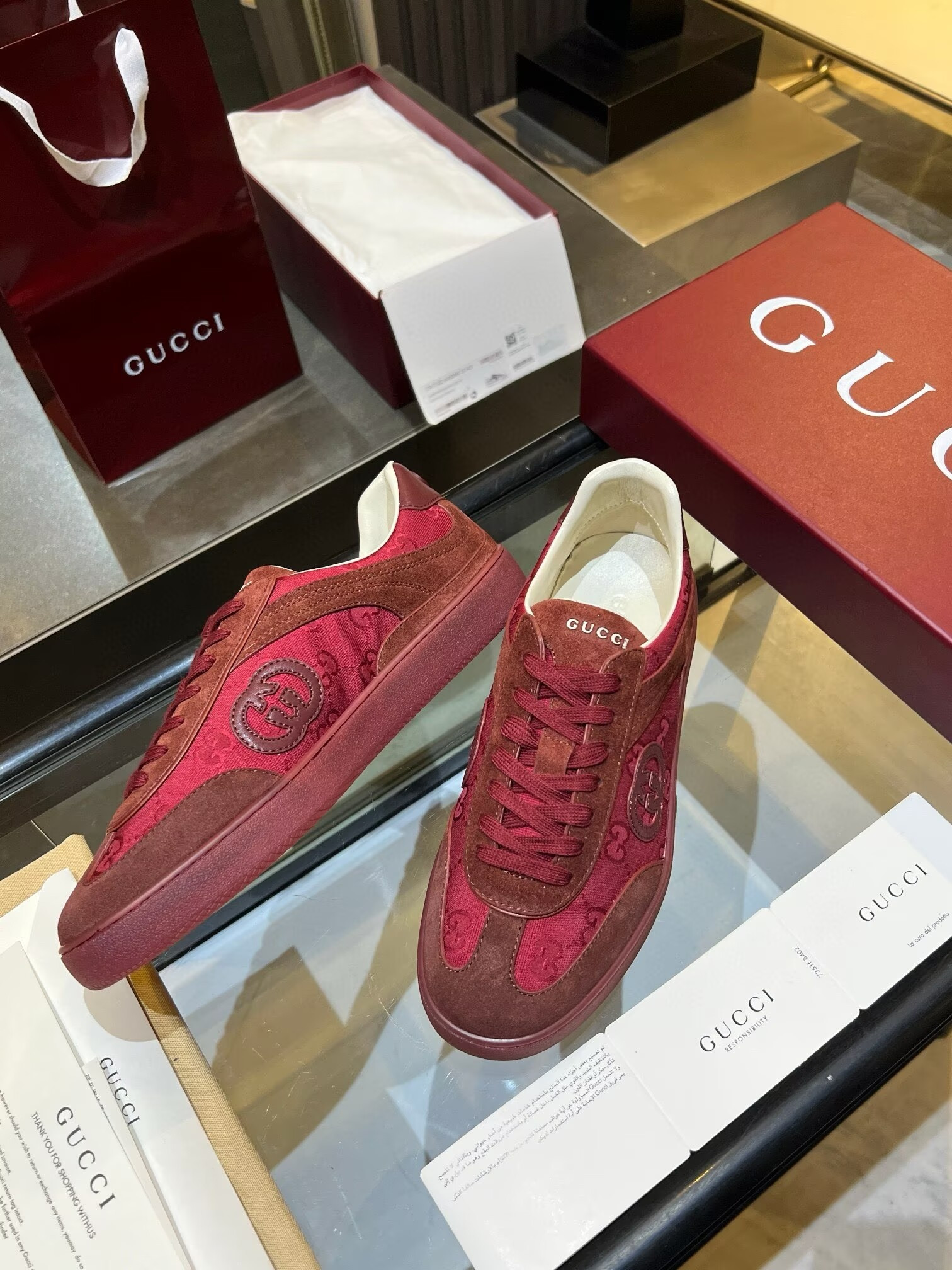 ua G*u*i g75 sneaker rosso ancora