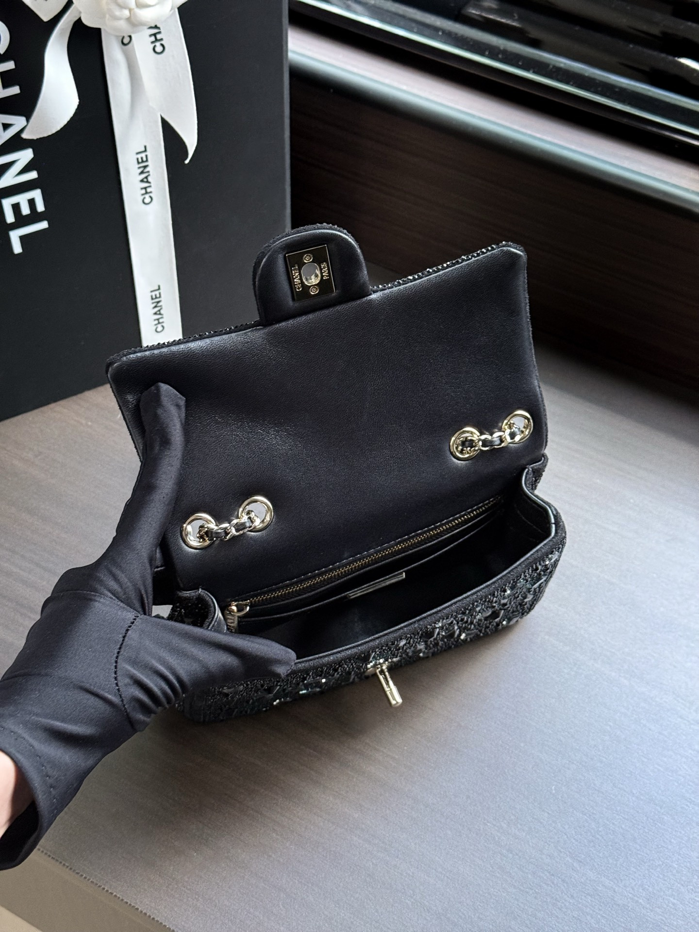 Ch*el evening flap bag as4297 13 x 21 x 8cm