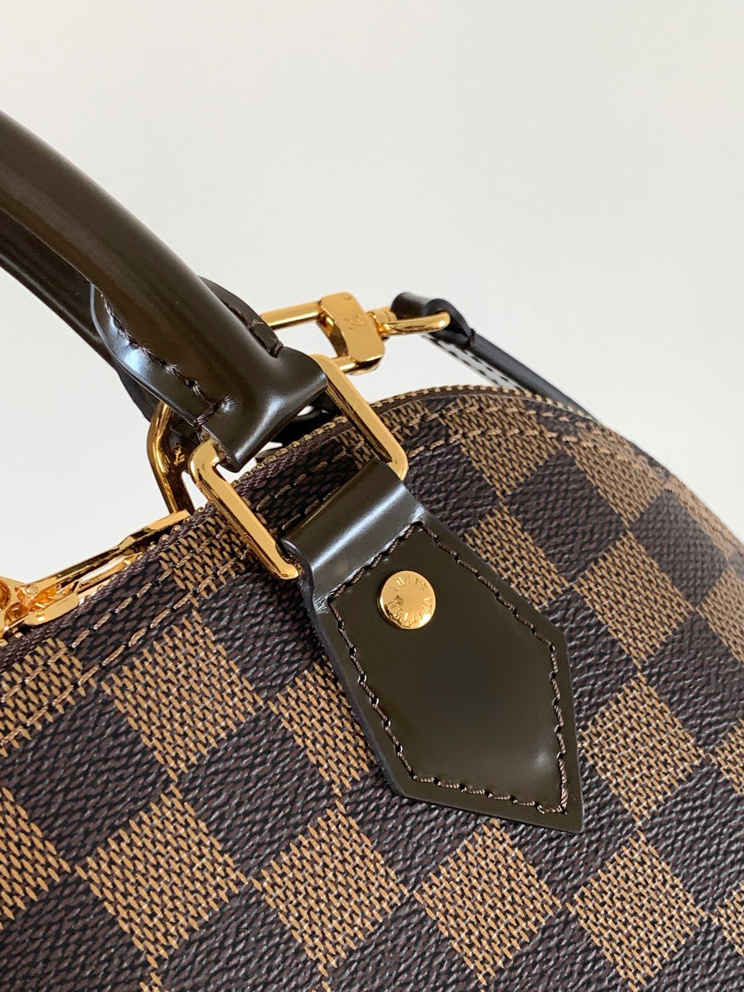 LV Alma BB N40606 23.5x17.5x11.5cm