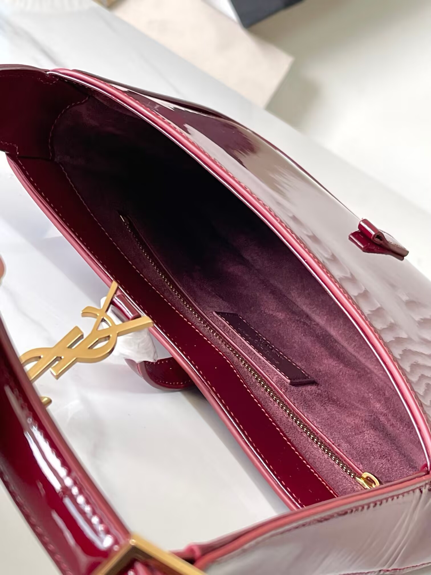Y*L le 5 à 7 in patent leather 23x16x6.5cm