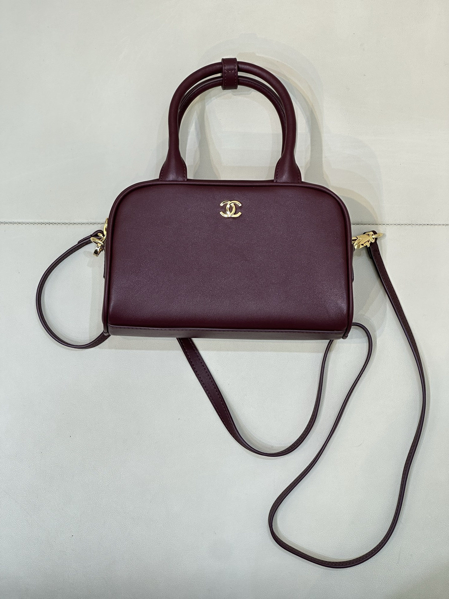 Ch*el bowling clutch with leather strap ap5528 13x21x9cm