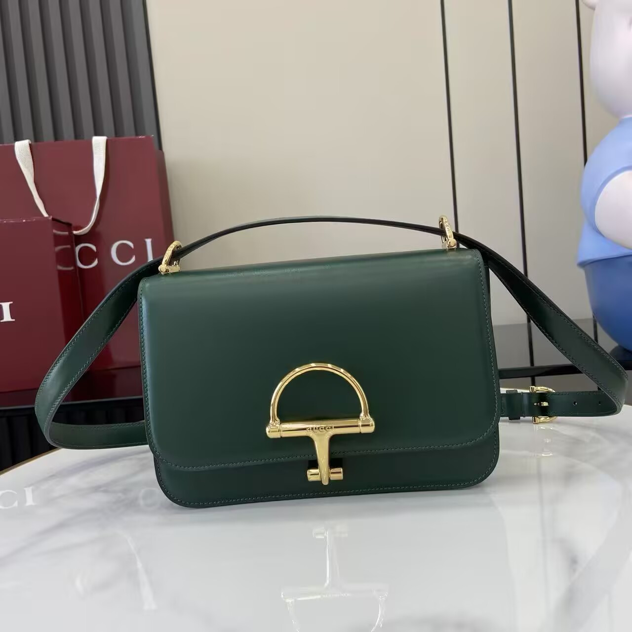 G*u*i siena small top handle bag 22.5x14x8cm