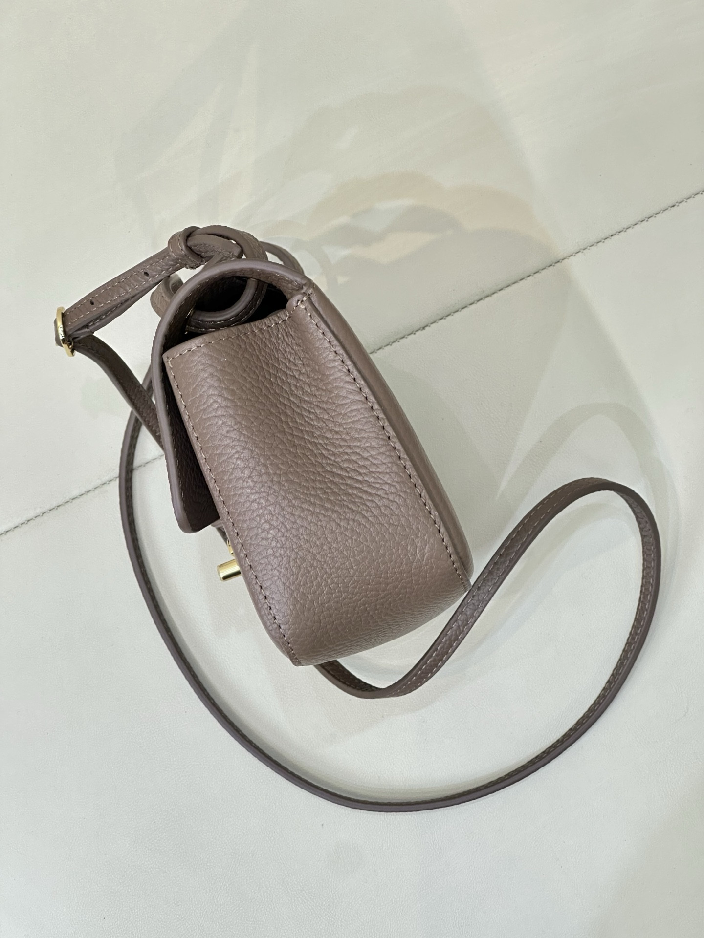 Ch*el mini flap bag light gold hardware as6573 13x20x6cm