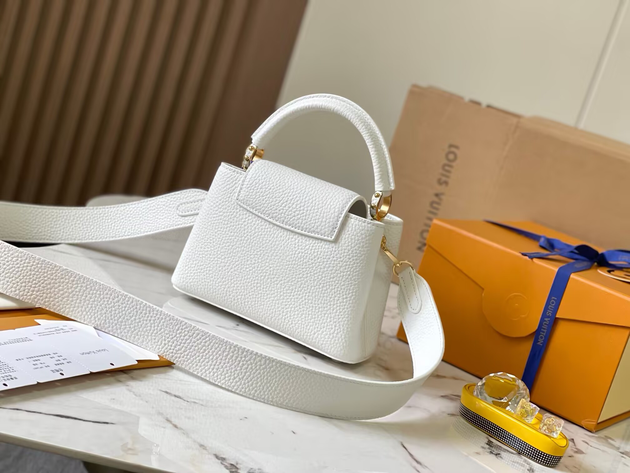 LV Capucines Mini M24733 21x14x8cm