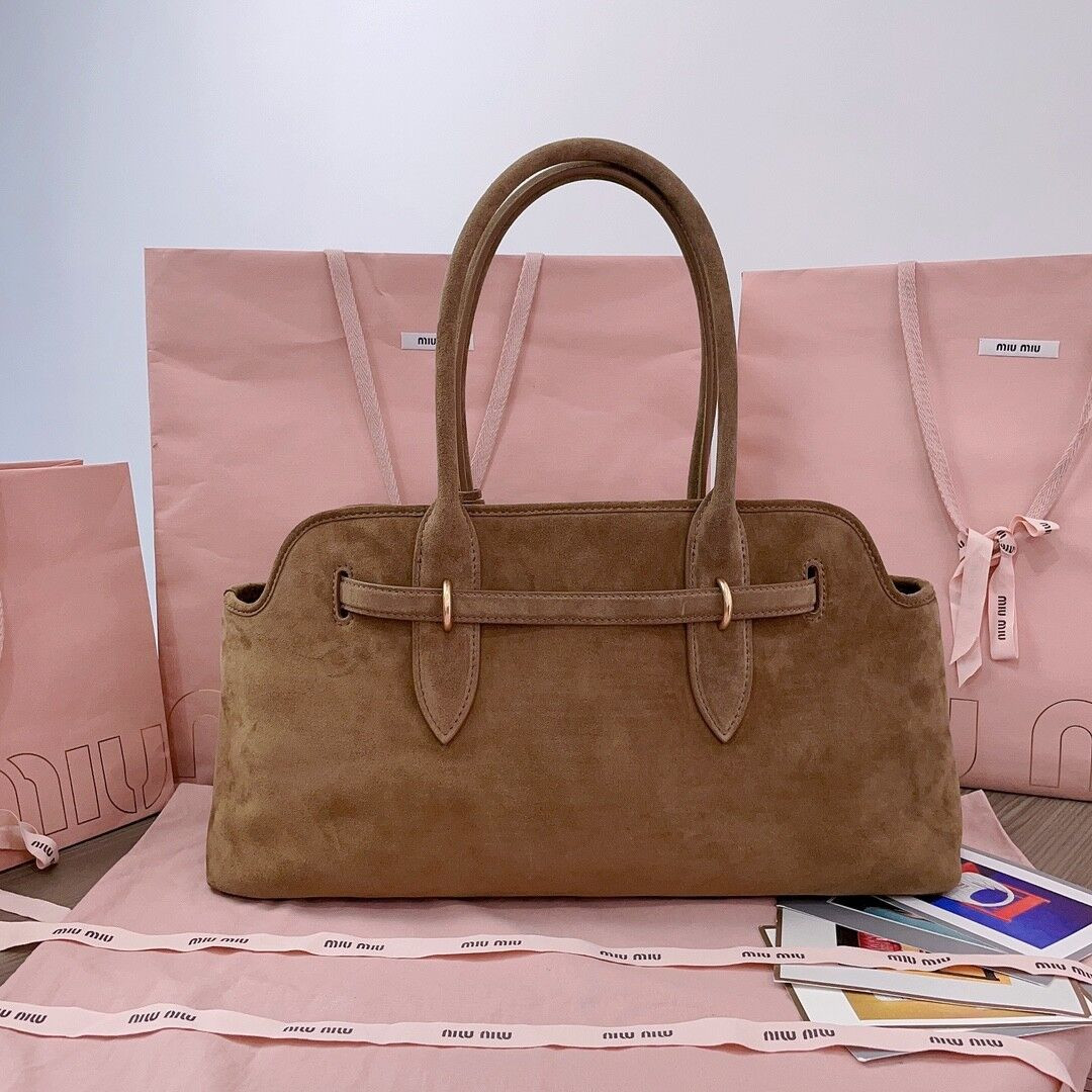 M1v M1v aventure suede bag 22.5x44x14.5cm