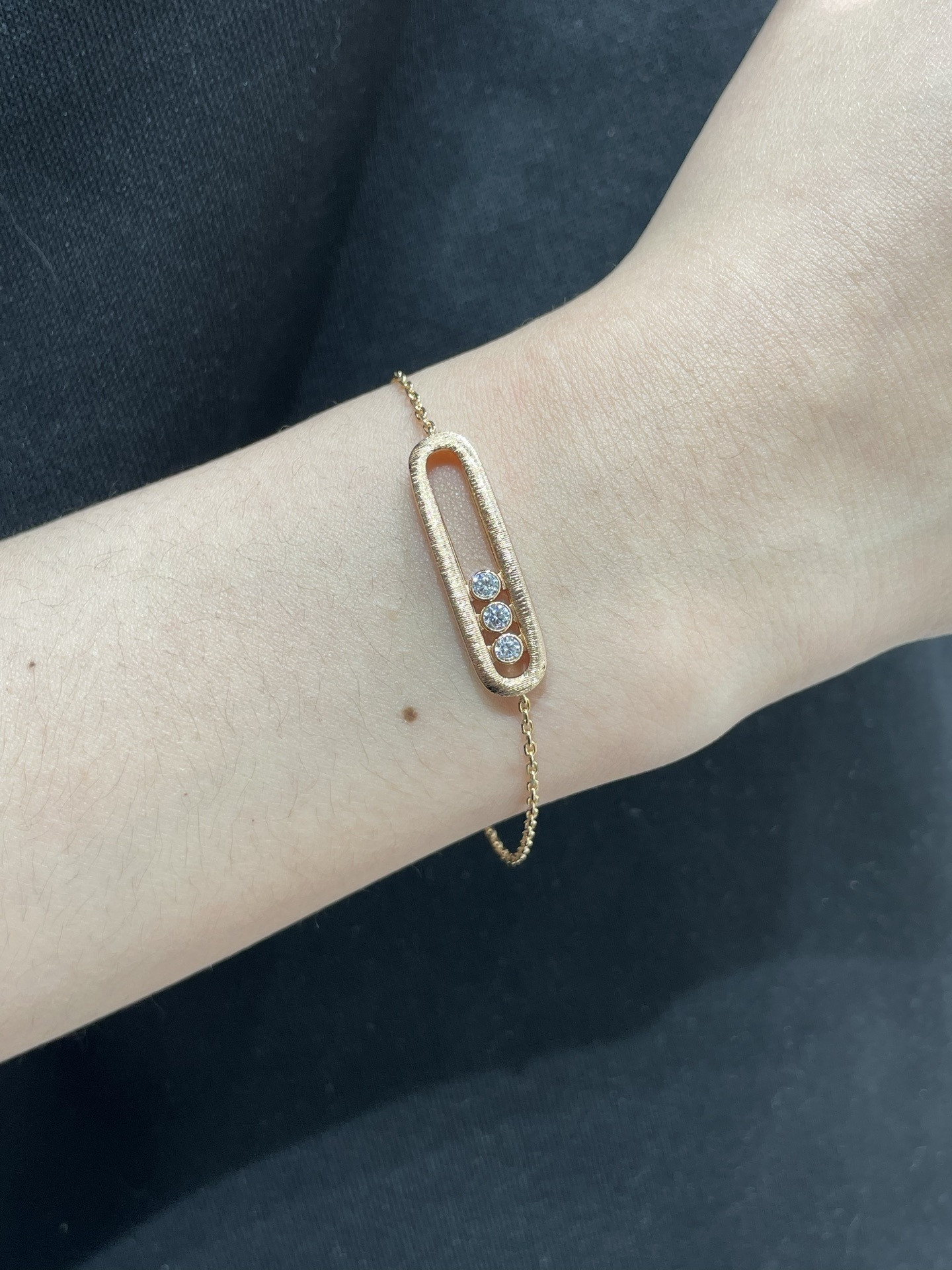 Mes1kaa move classique ciselé di*m*nds bracelet