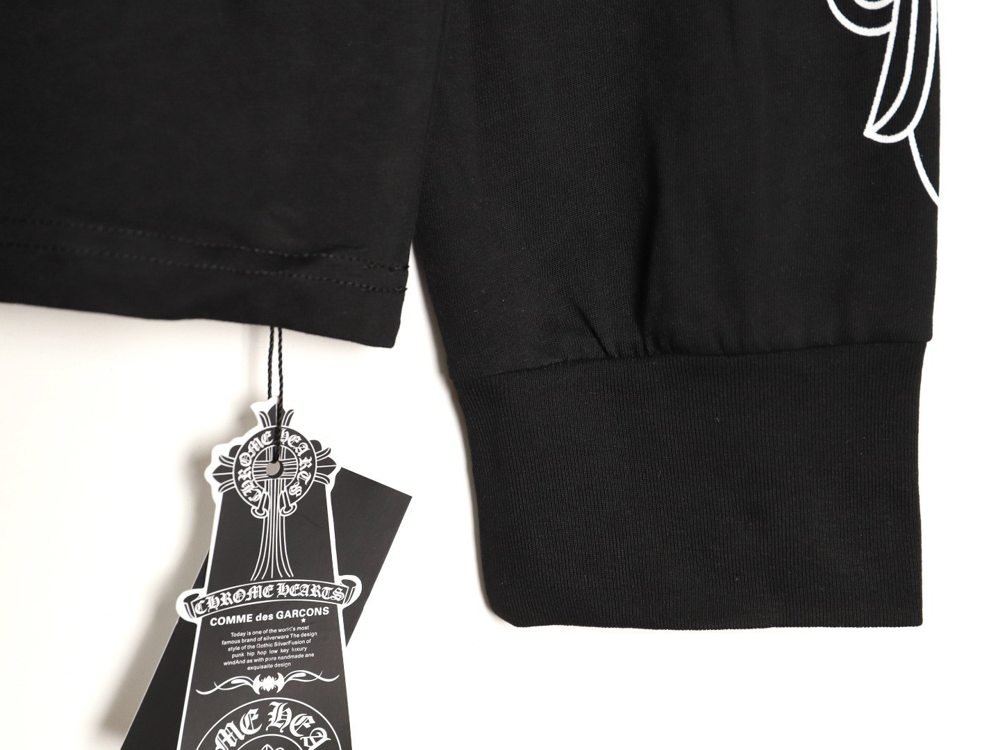 Ch**me He**ts 25fw long-sleeved t-shirt