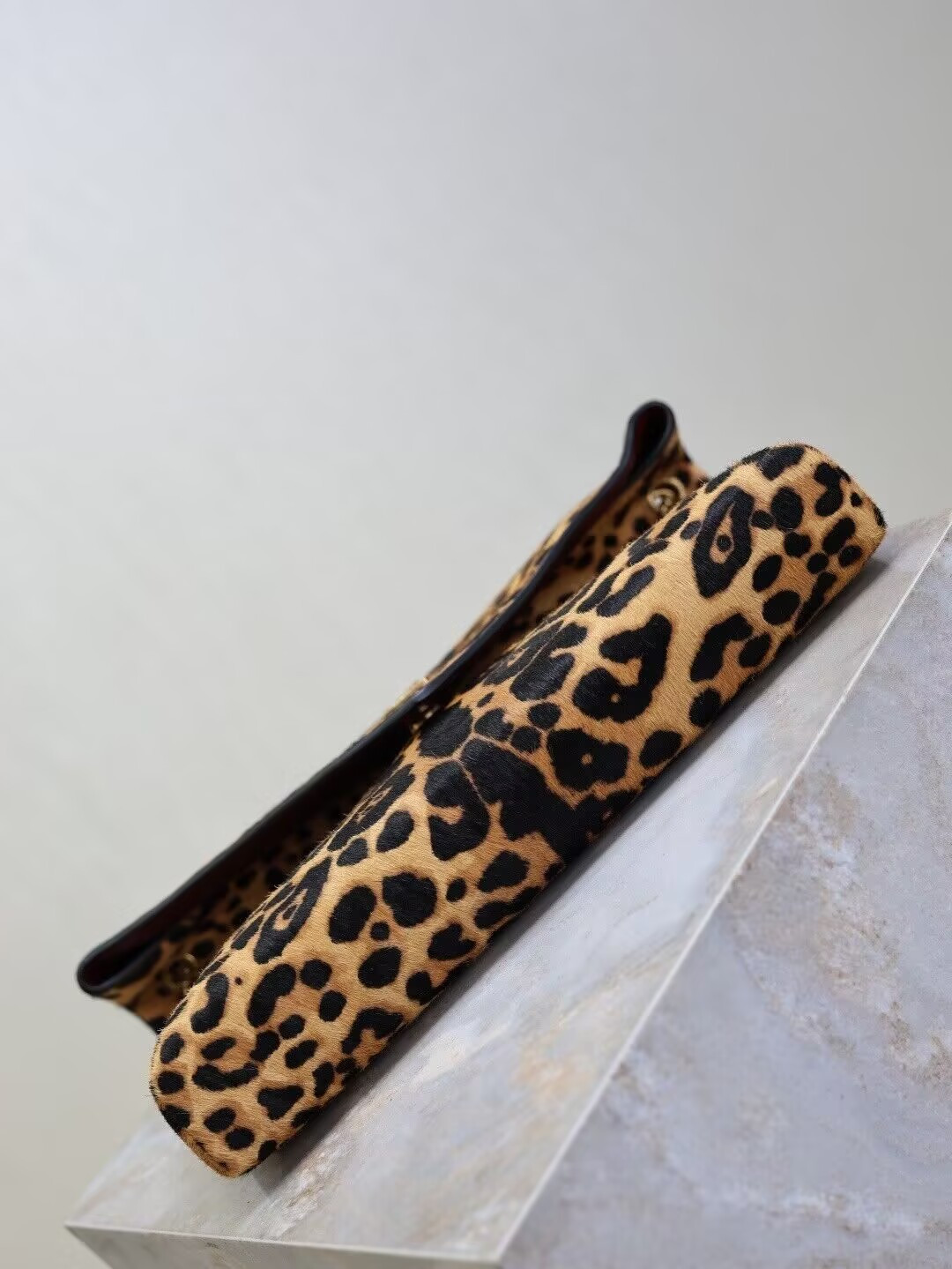 Y*L cassandre large pouch on chain in pony hair leather 29.5x18x5cm