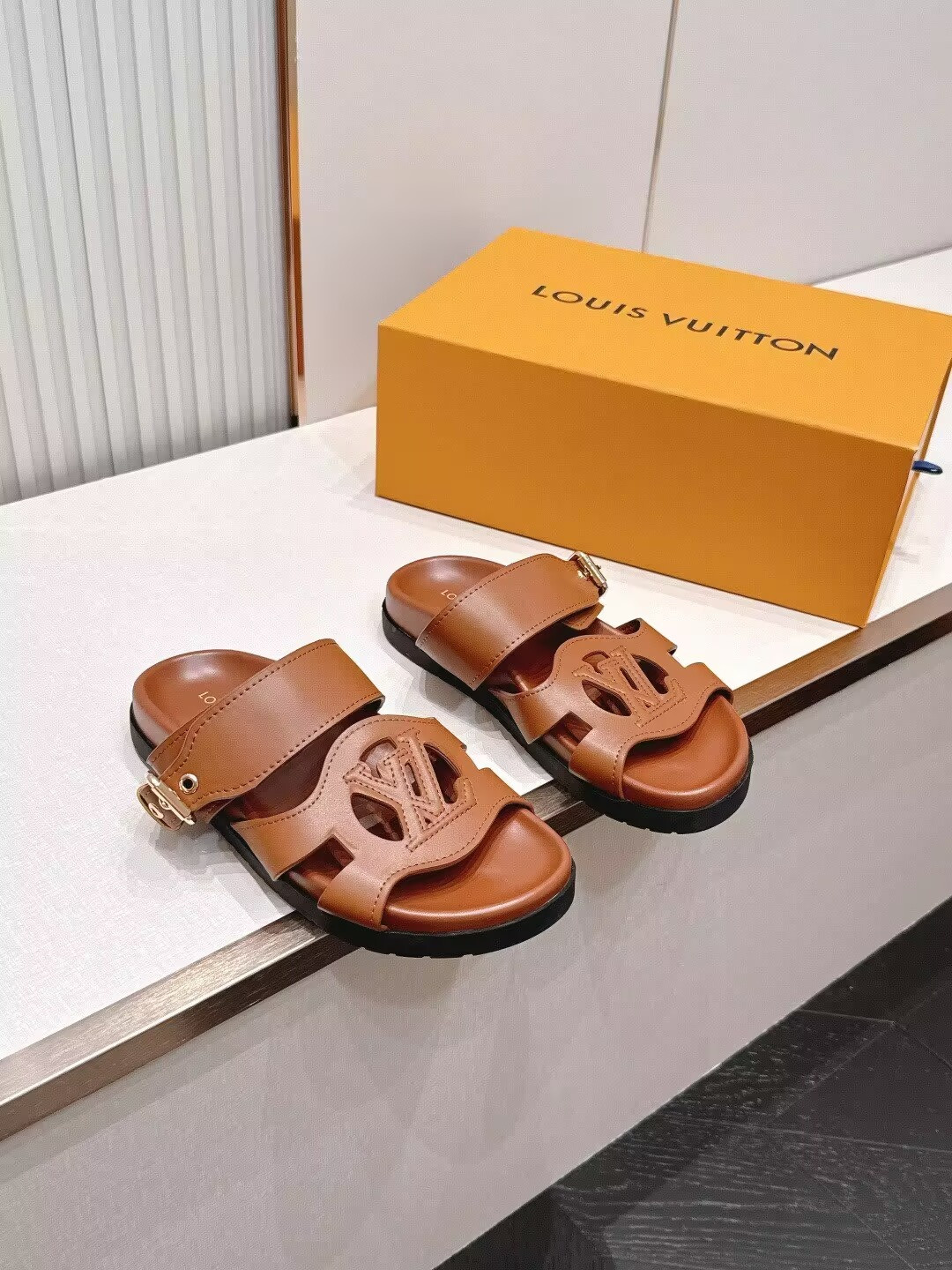 UA LV Isola Comfort Mule