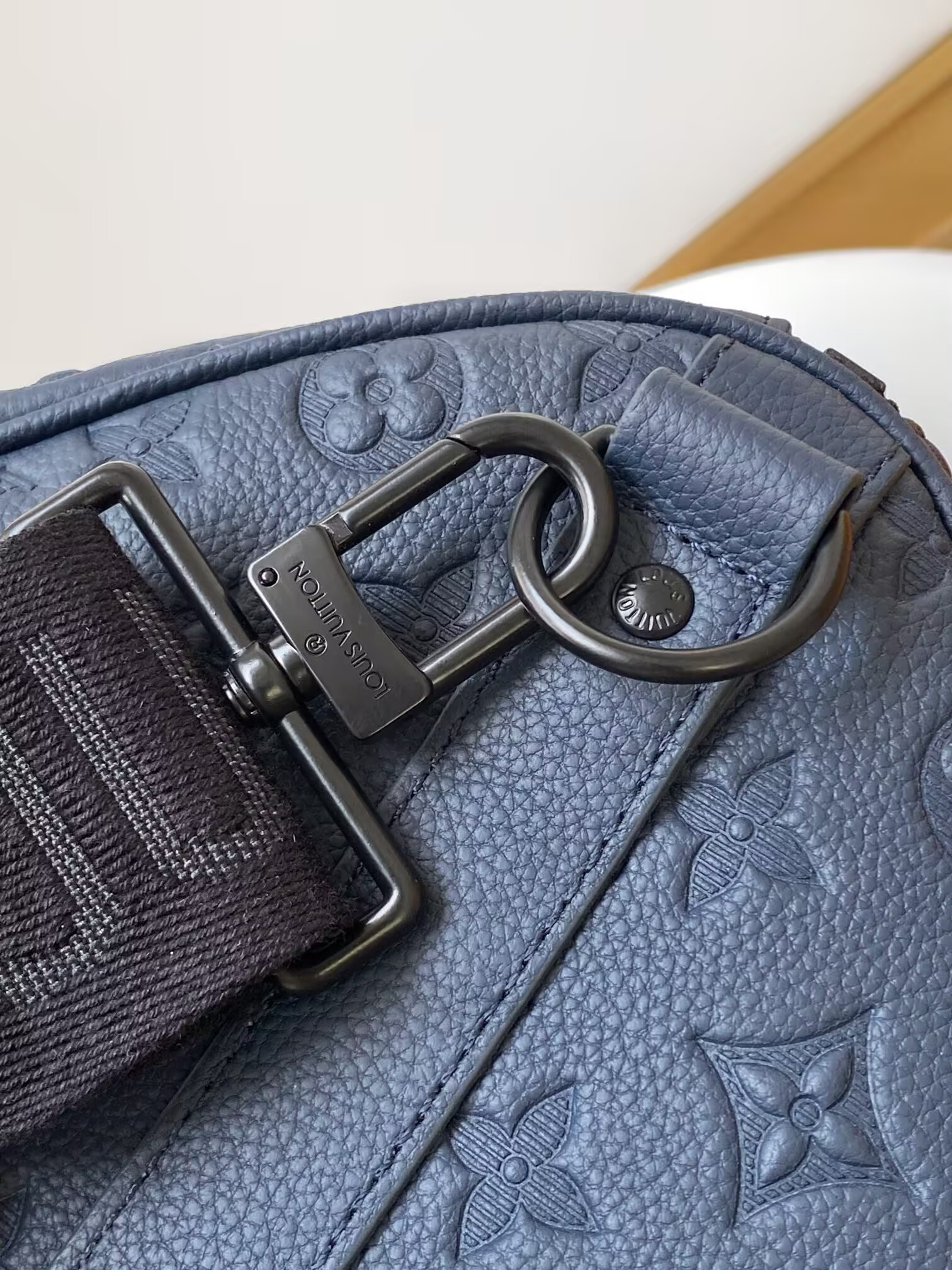 LV Keepall Bandoulière 50 M14840 50x29x23cm