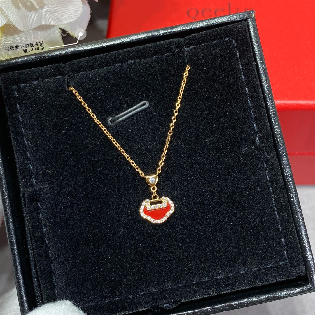 Qeelin Mini Heart-shaped Ruyi Necklace