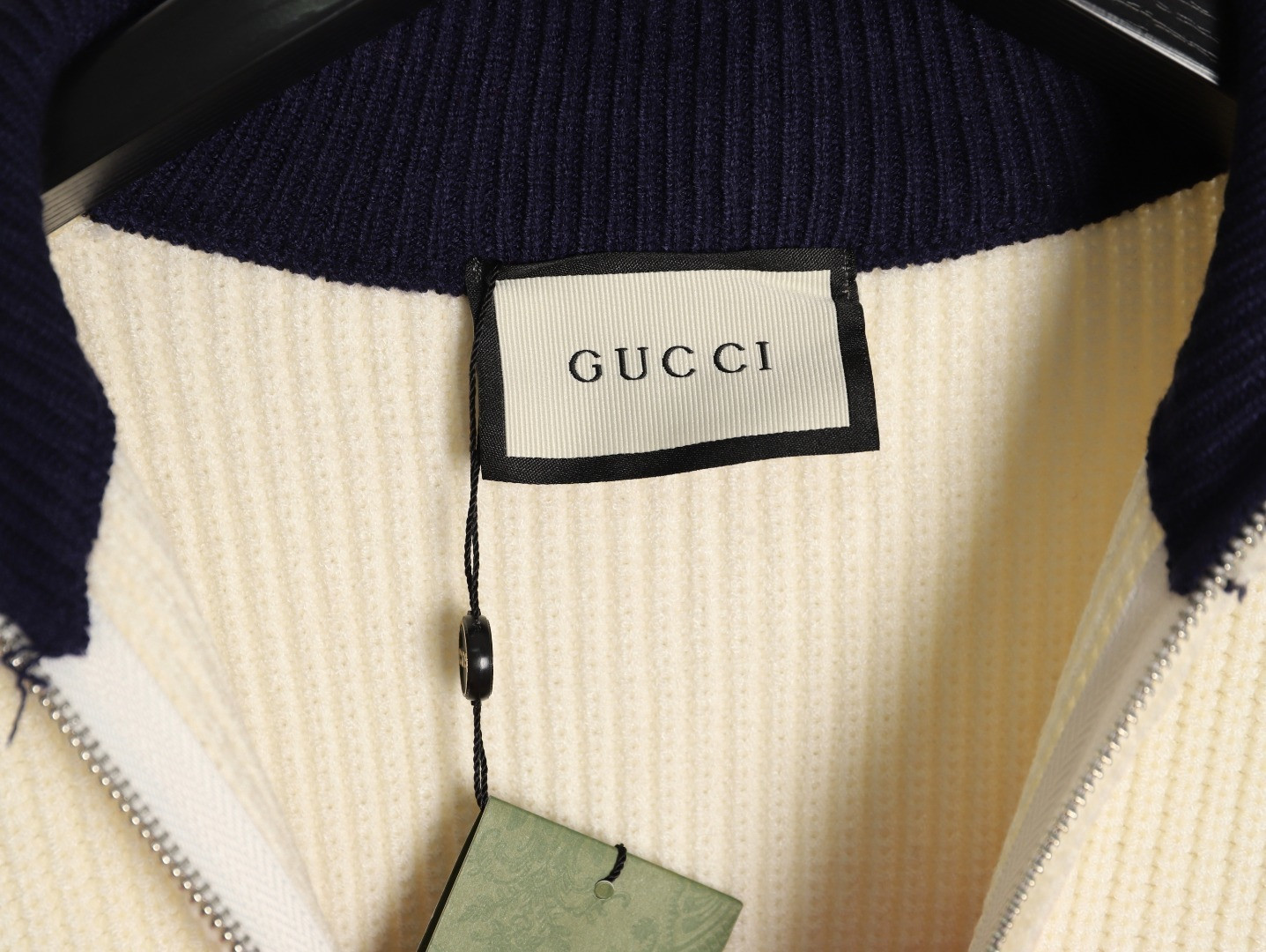 G*u*i 25fw sweaters coats