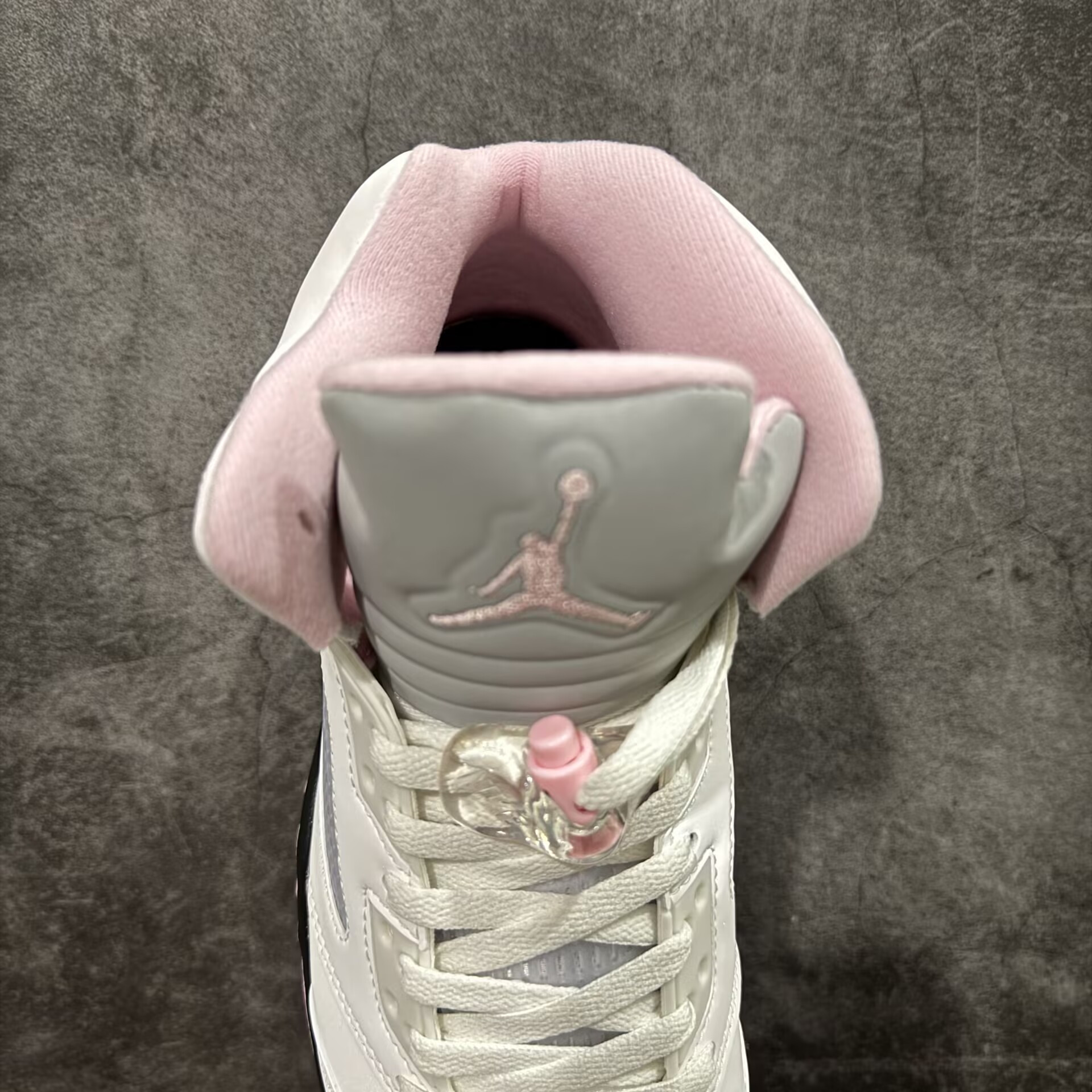 UA AIR Jordan 5 Retro 